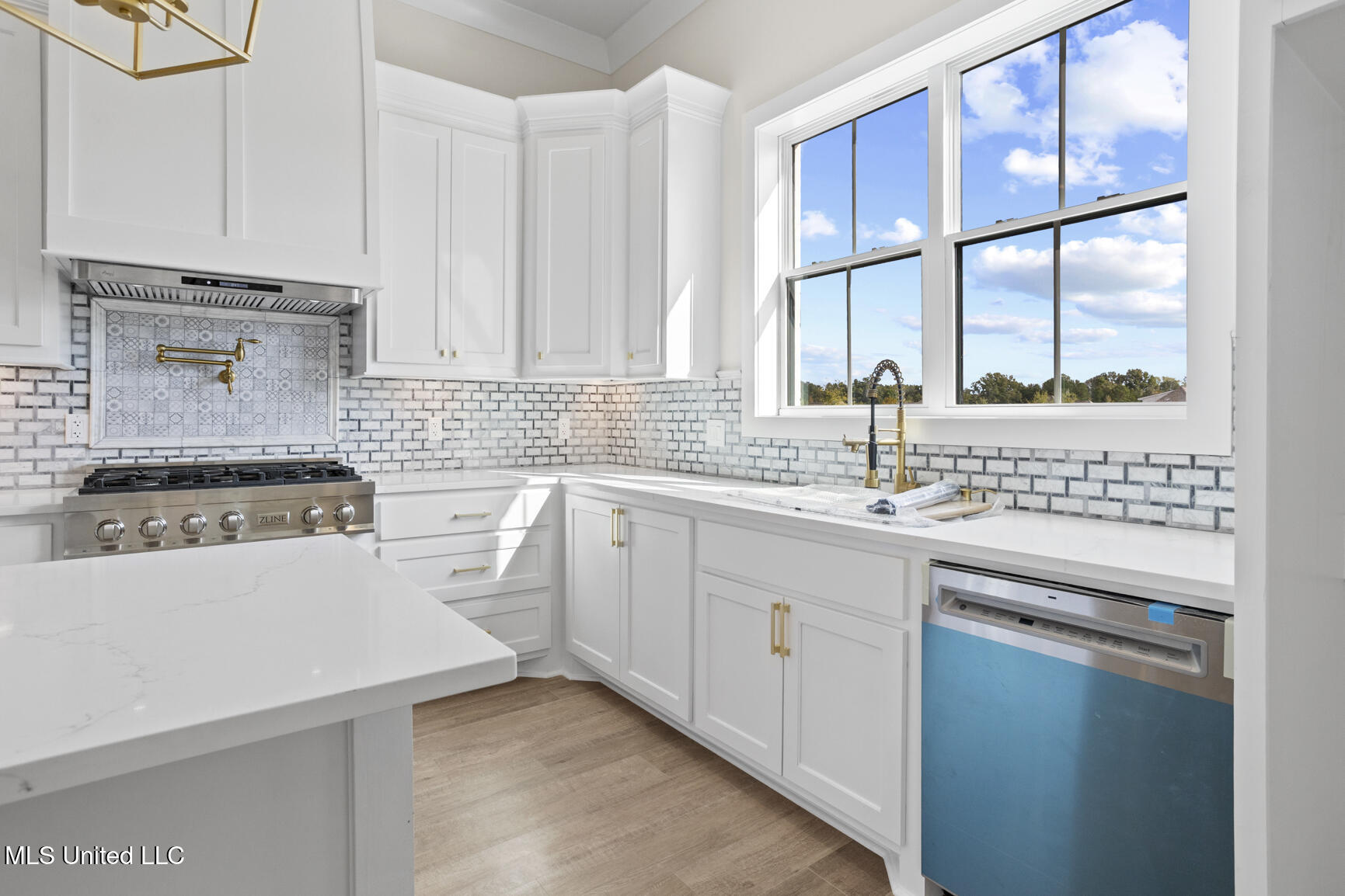 102 Venice Circle, Madison