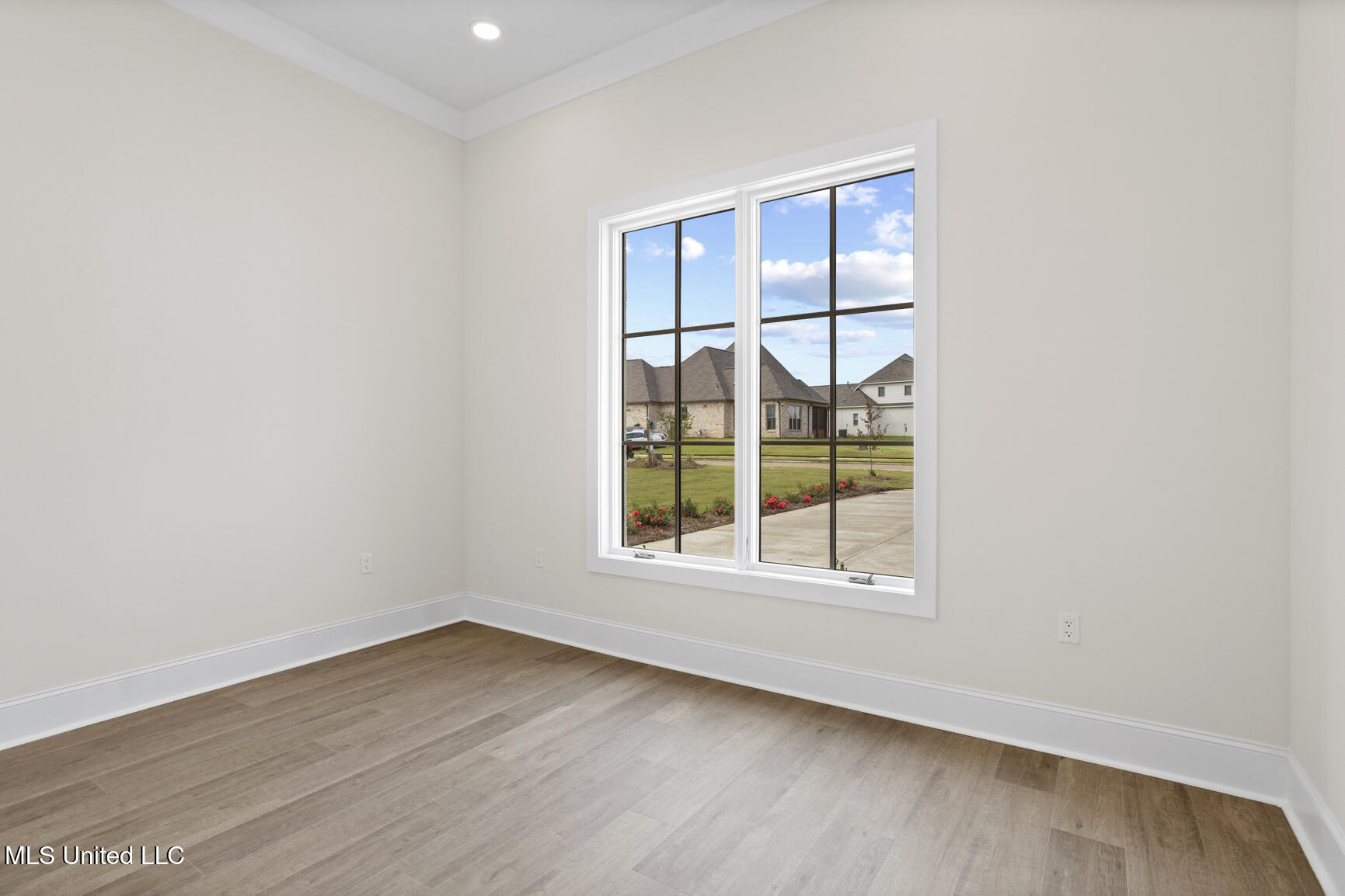 102 Venice Circle, Madison