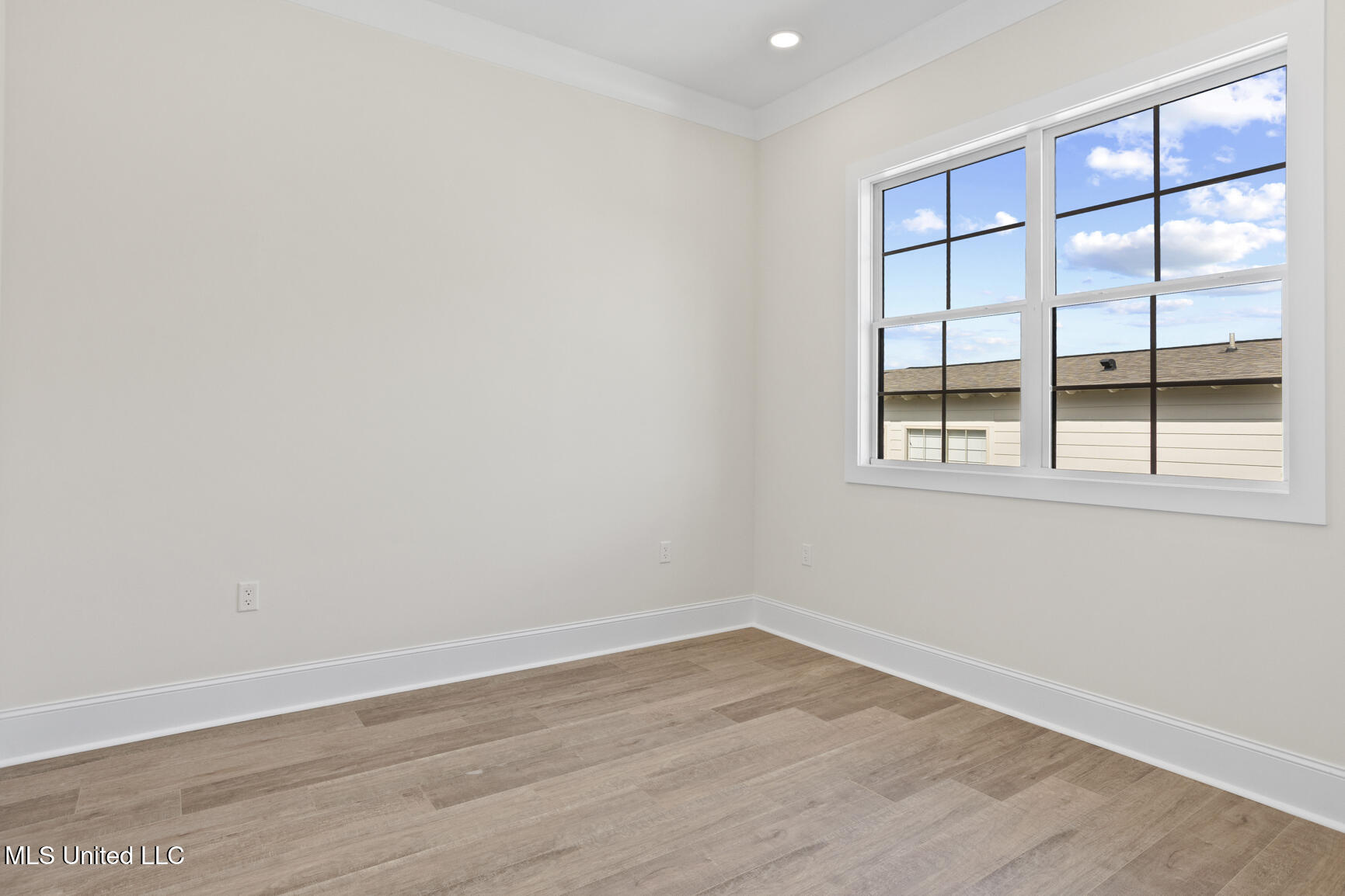 102 Venice Circle, Madison