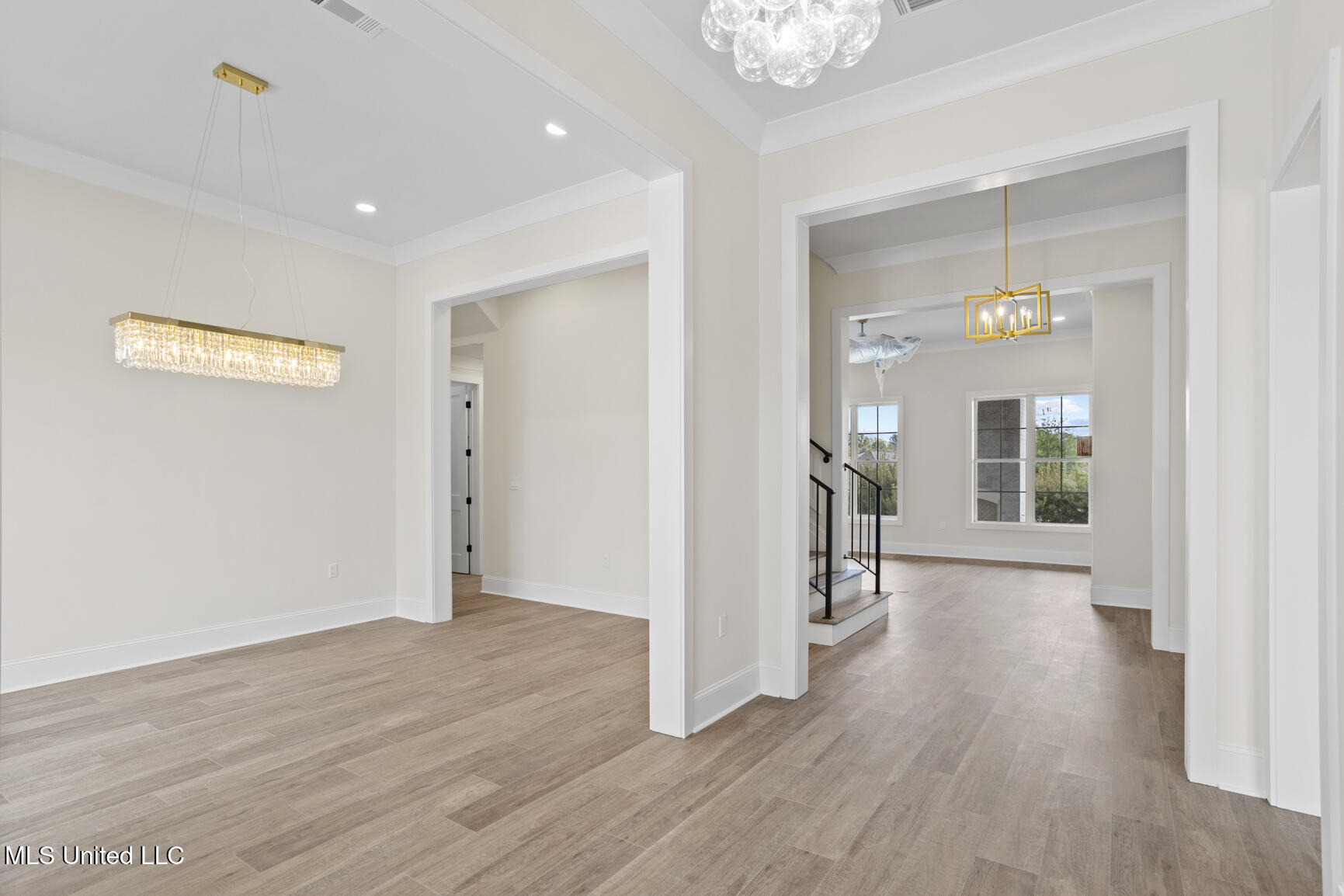 102 Venice Circle, Madison