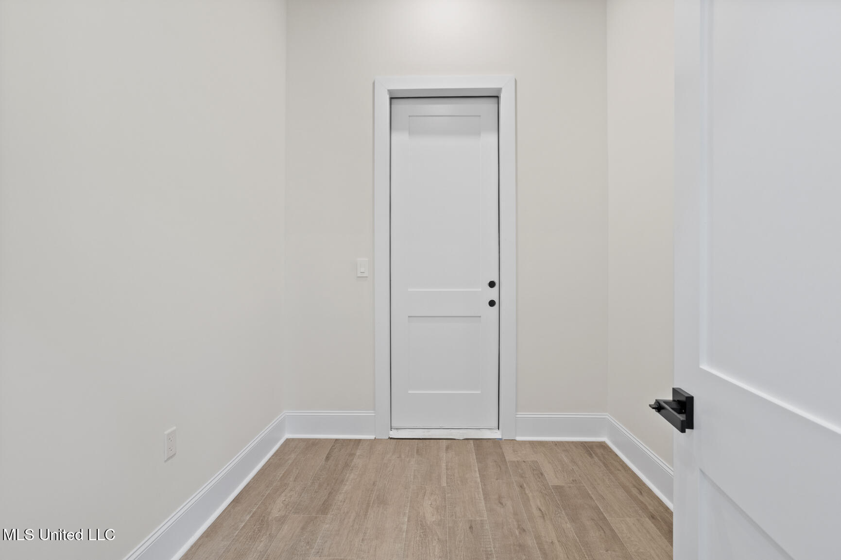 102 Venice Circle, Madison