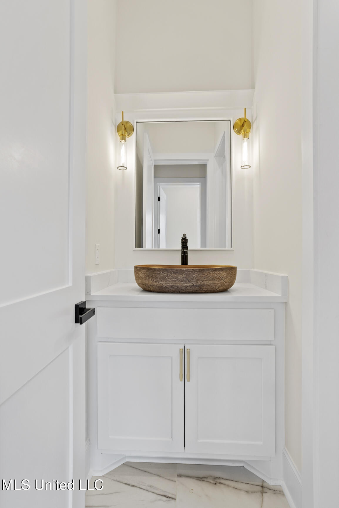 102 Venice Circle, Madison