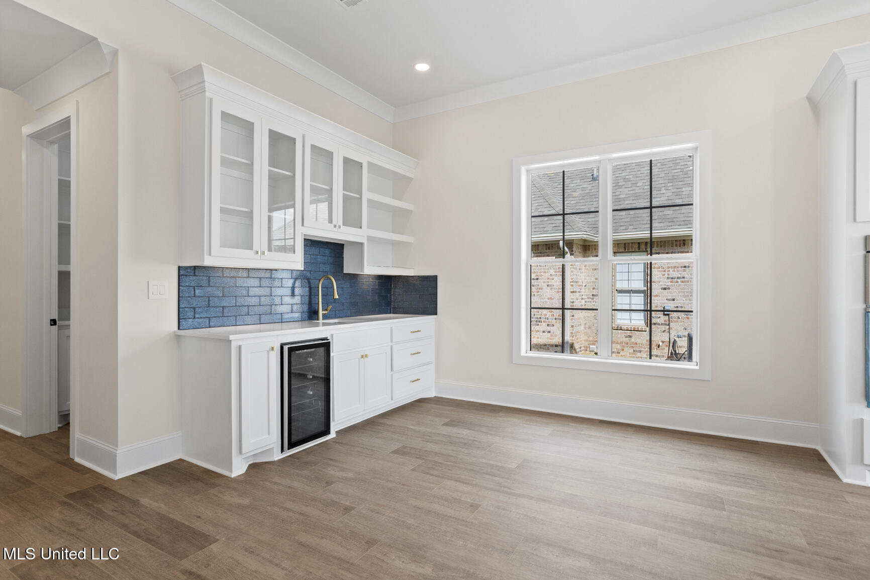 102 Venice Circle, Madison