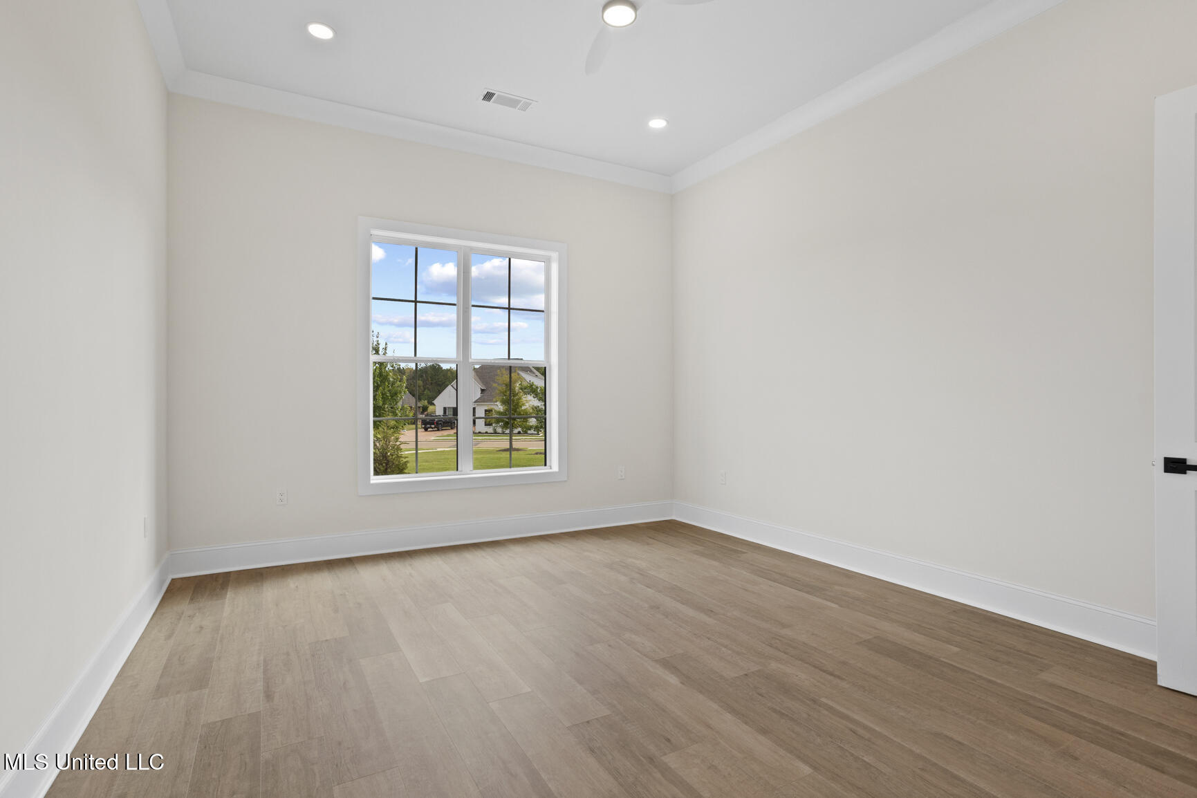 102 Venice Circle, Madison