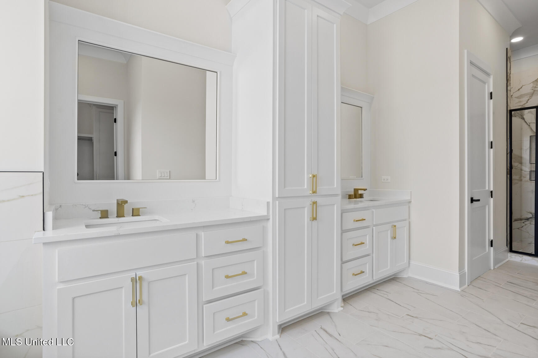 102 Venice Circle, Madison