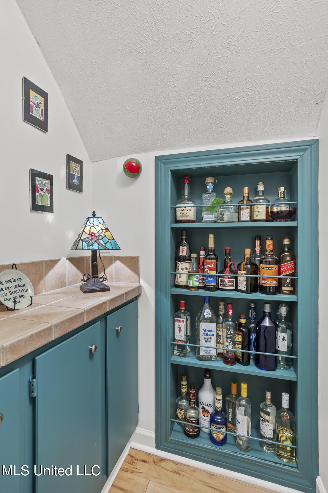 135 Winter Teal Place