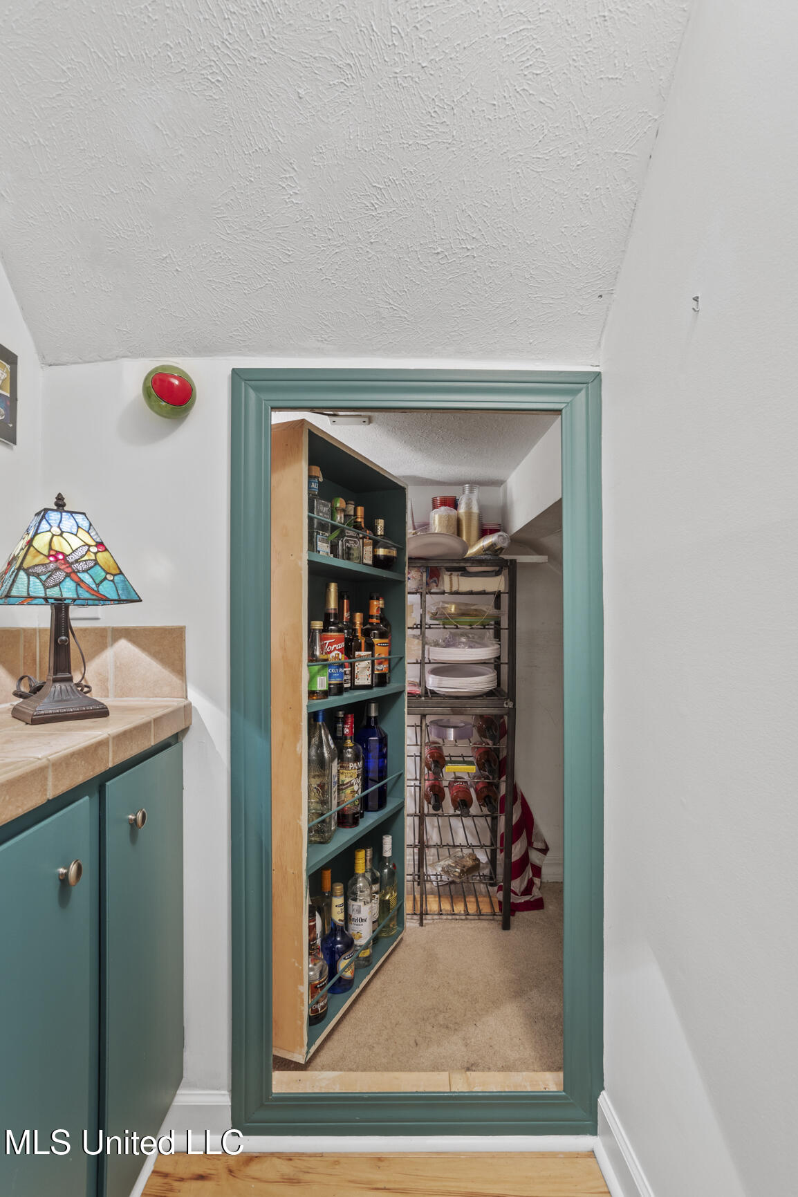 135 Winter Teal Place