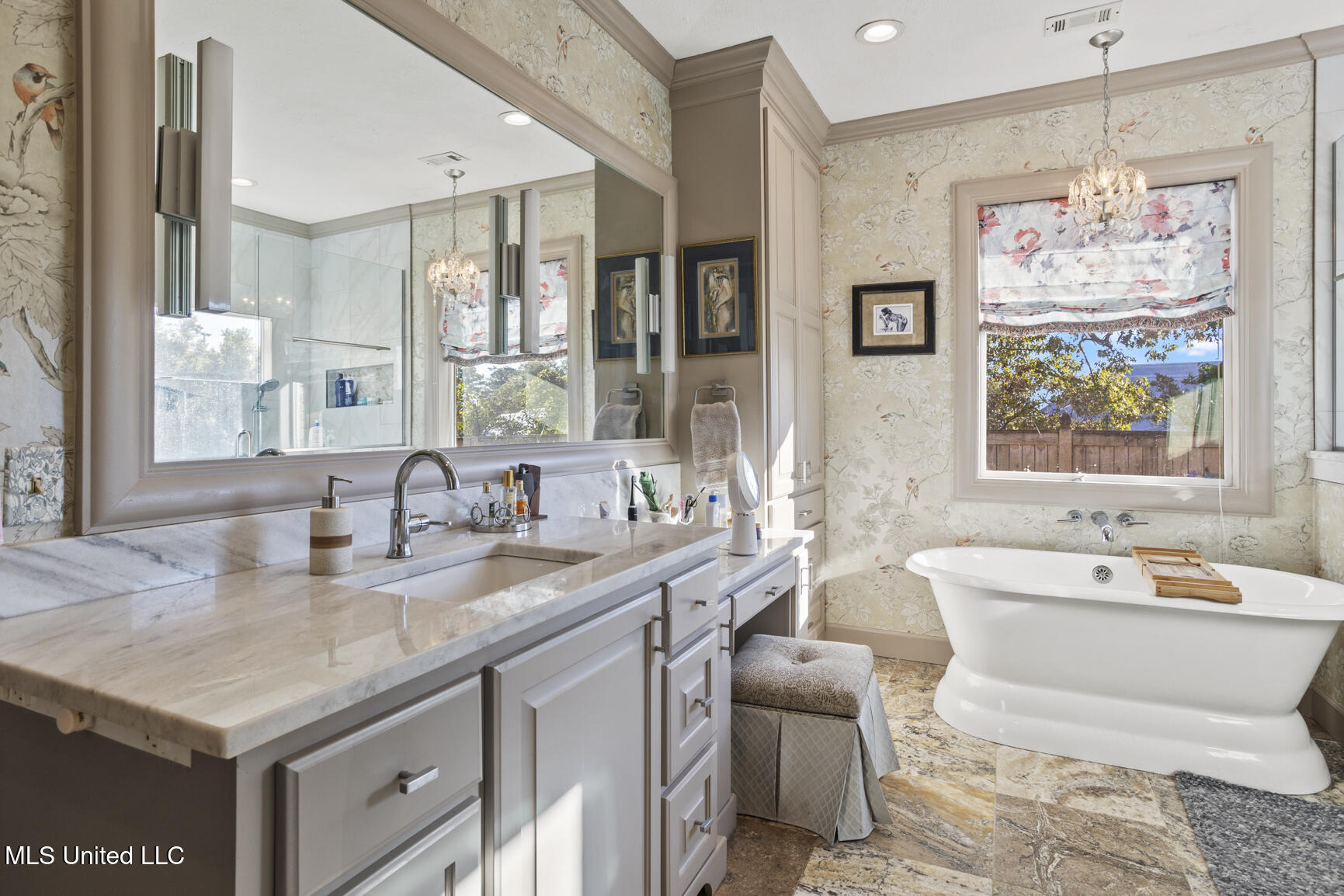 135 Winter Teal Place