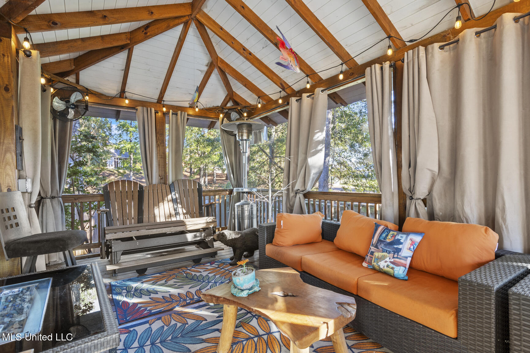 135 Winter Teal Place