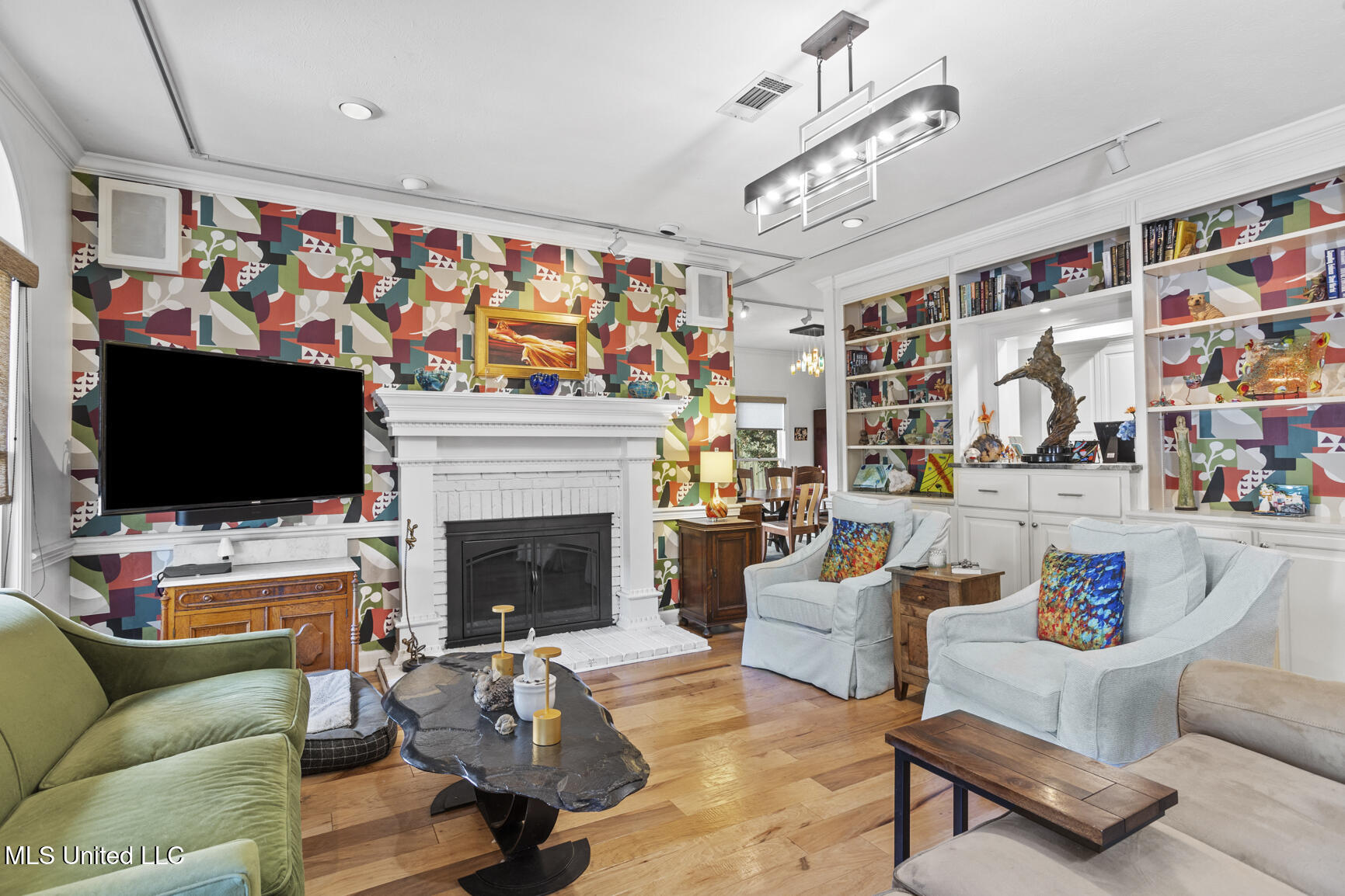 135 Winter Teal Place