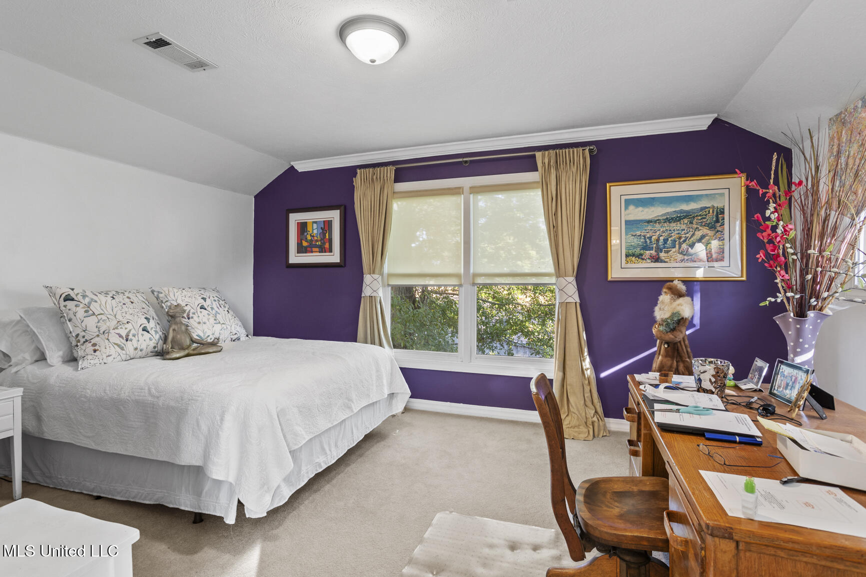 135 Winter Teal Place