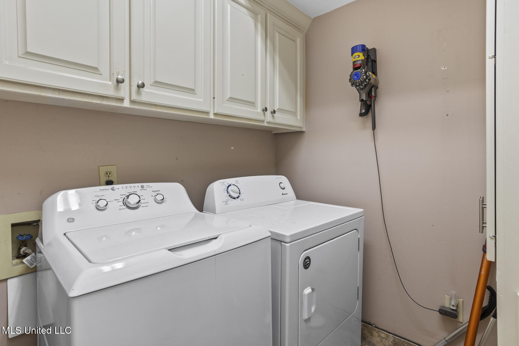 135 Winter Teal Place