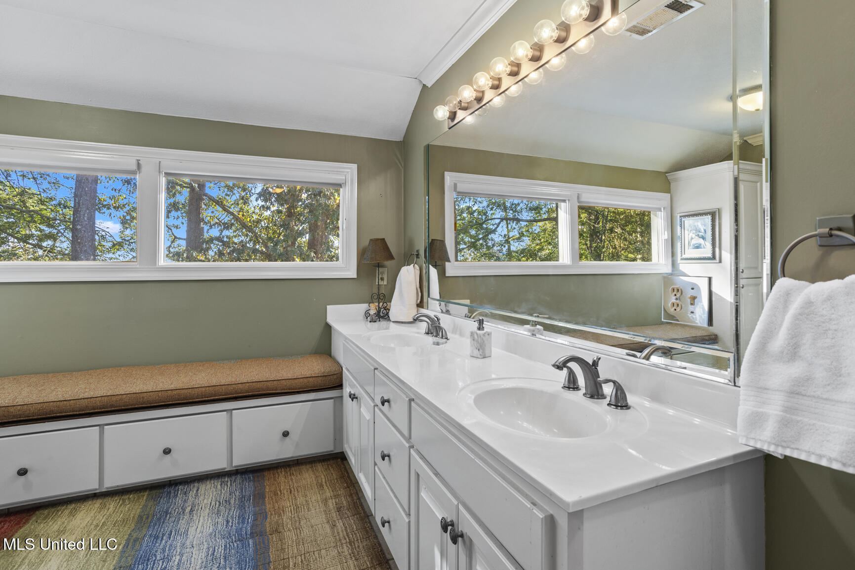 135 Winter Teal Place