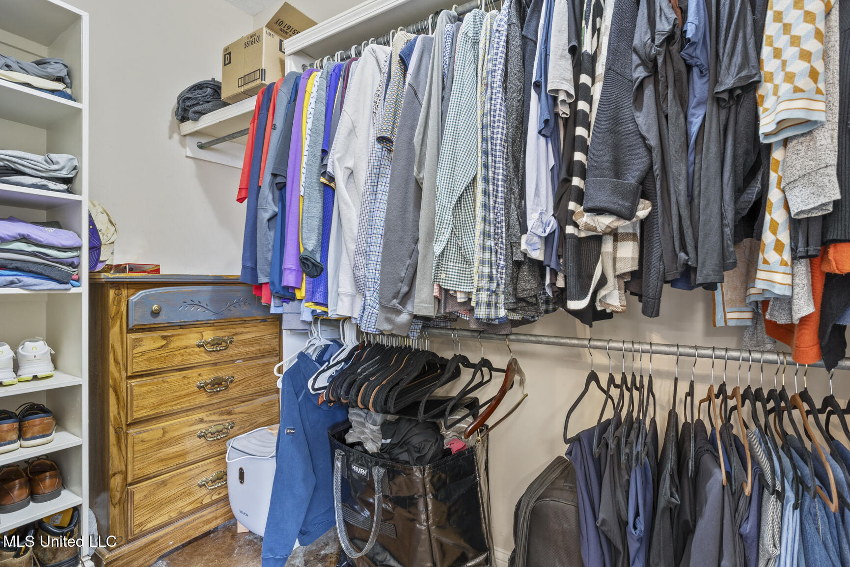 819 W Deerfield Drive