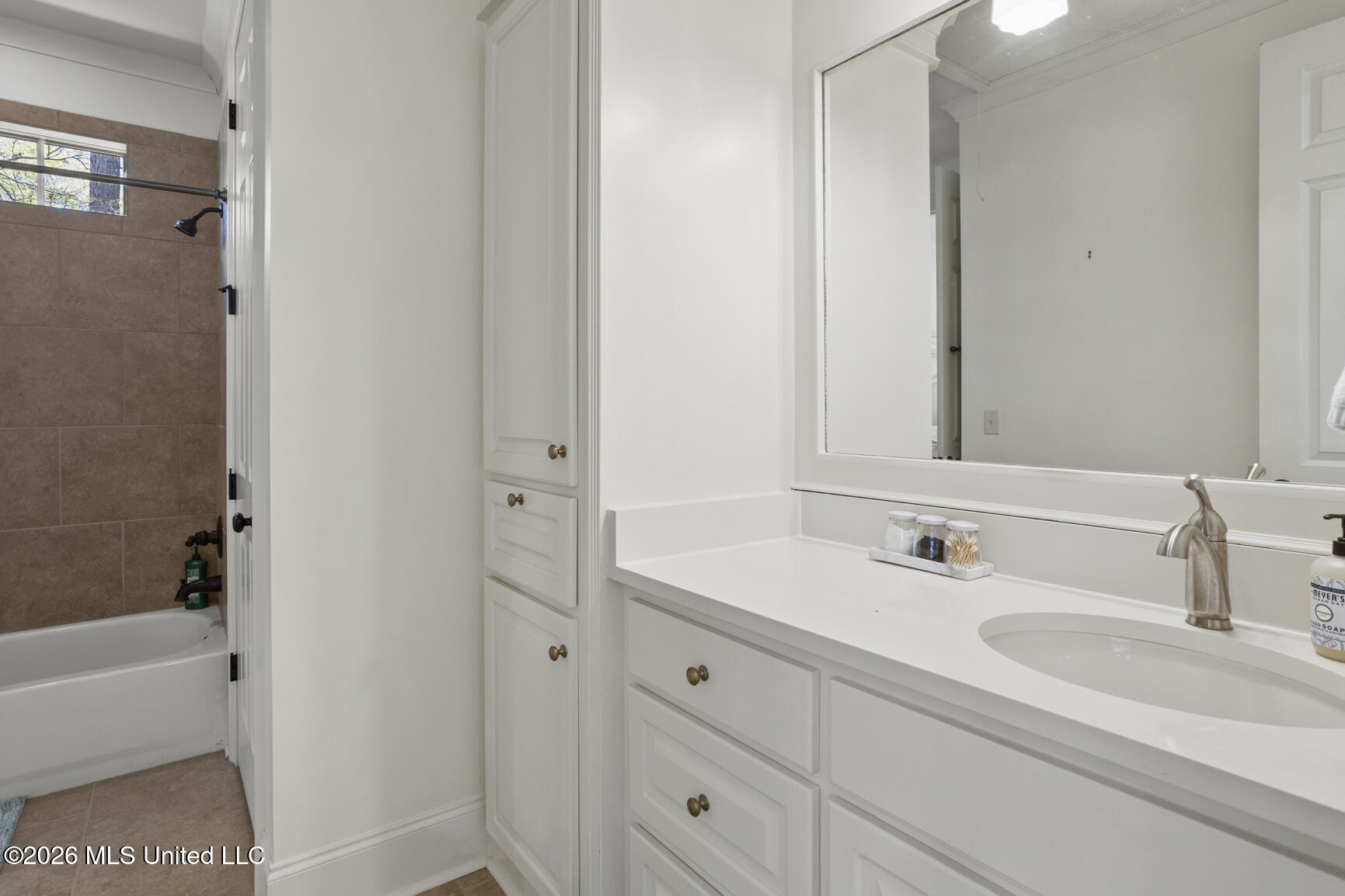 130 Summer Lake Drive