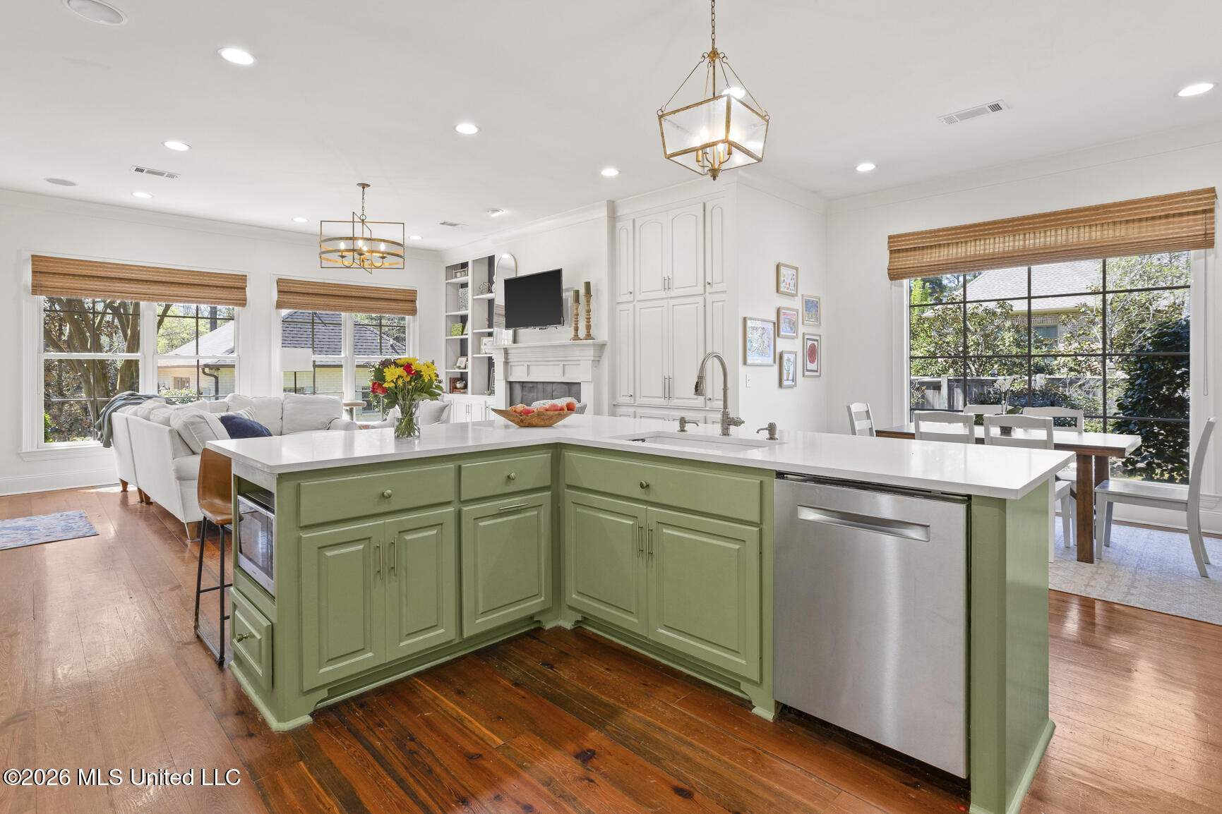 130 Summer Lake Drive