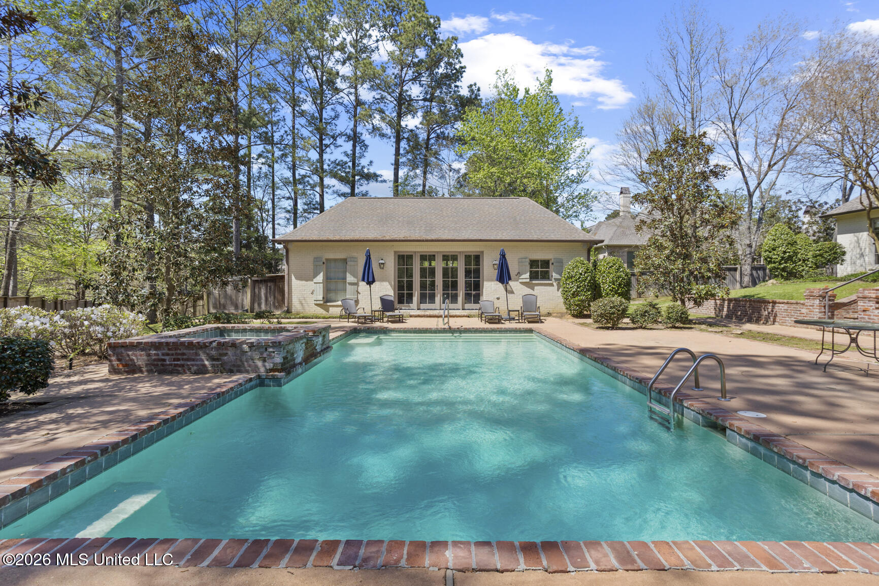 130 Summer Lake Drive