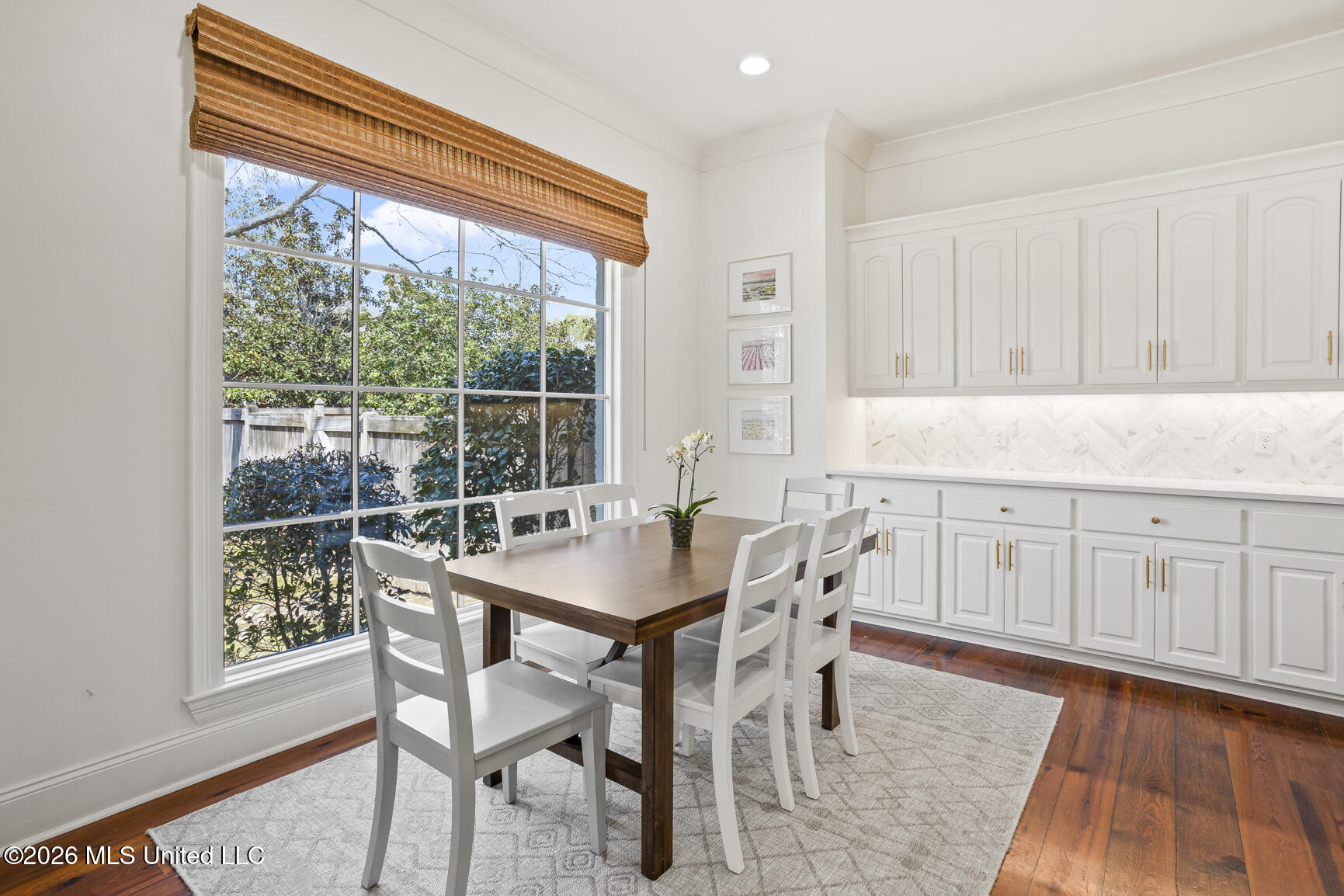 130 Summer Lake Drive