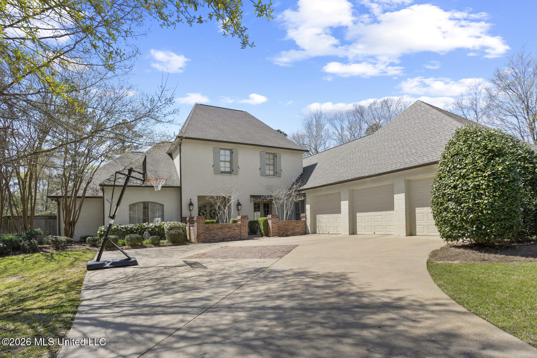 130 Summer Lake Drive