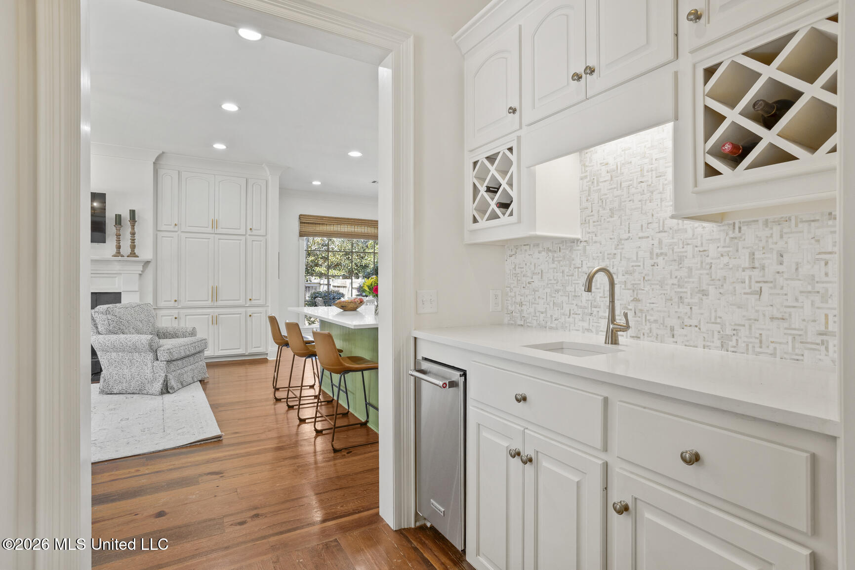 130 Summer Lake Drive