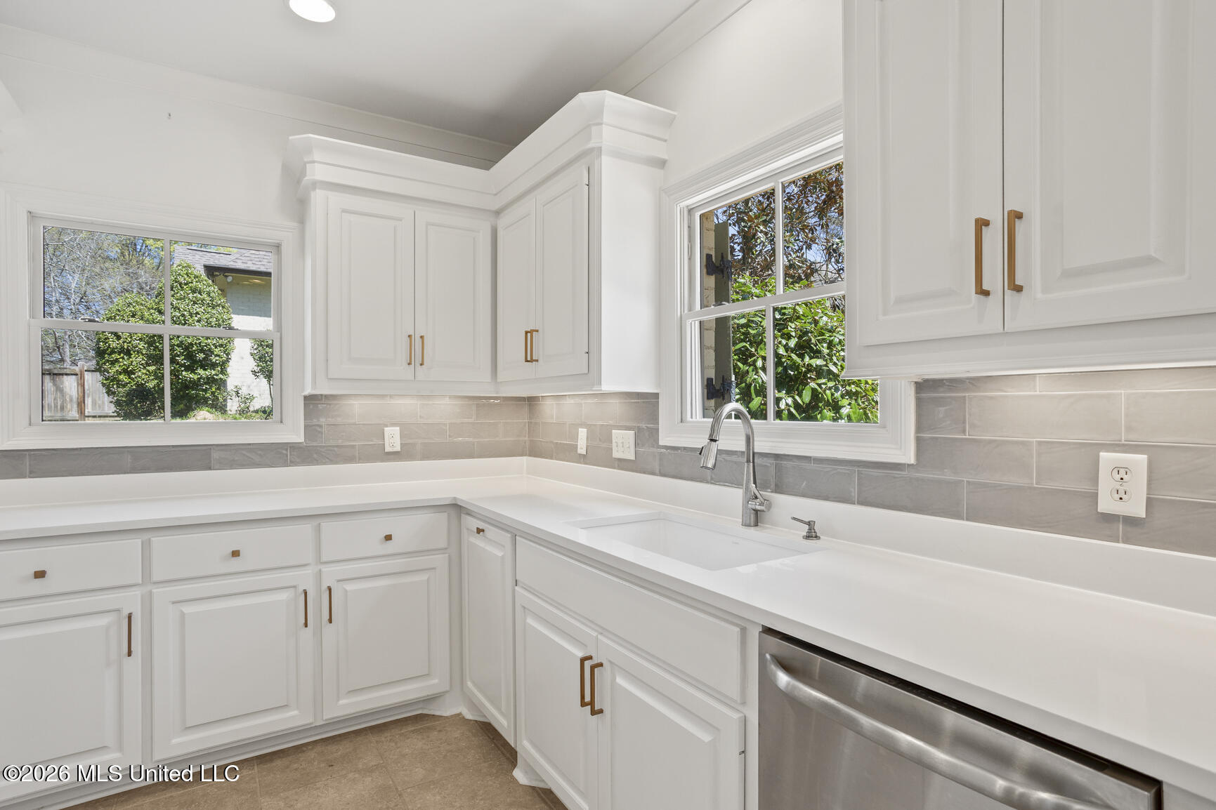 130 Summer Lake Drive