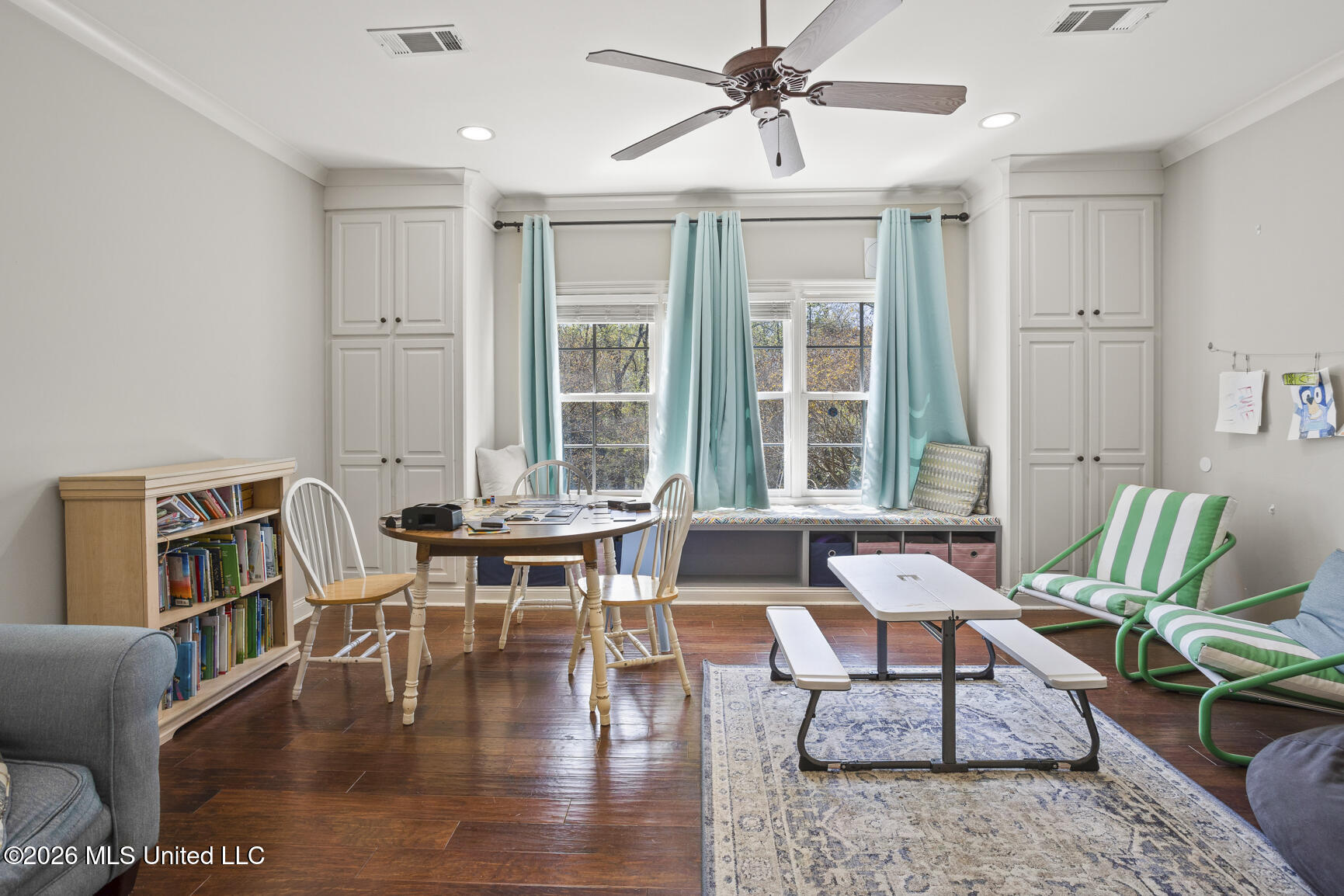 130 Summer Lake Drive