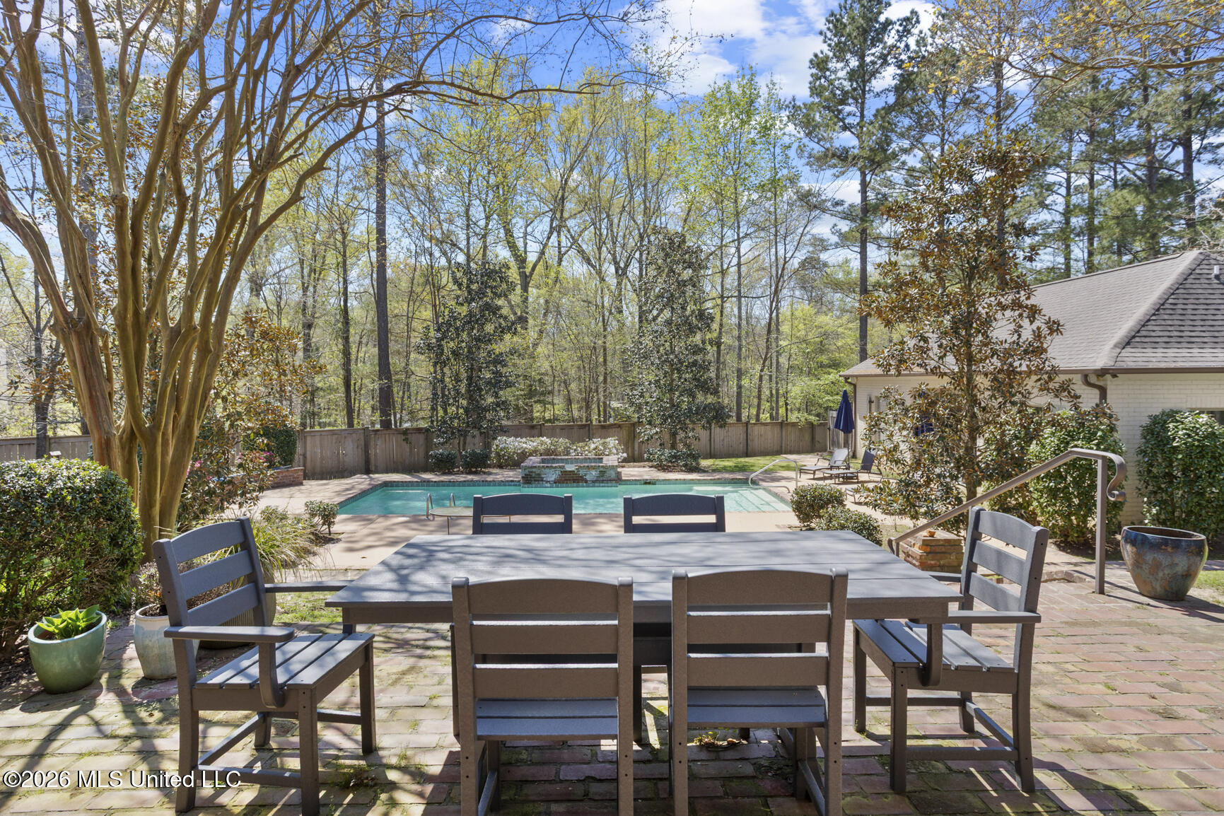 130 Summer Lake Drive