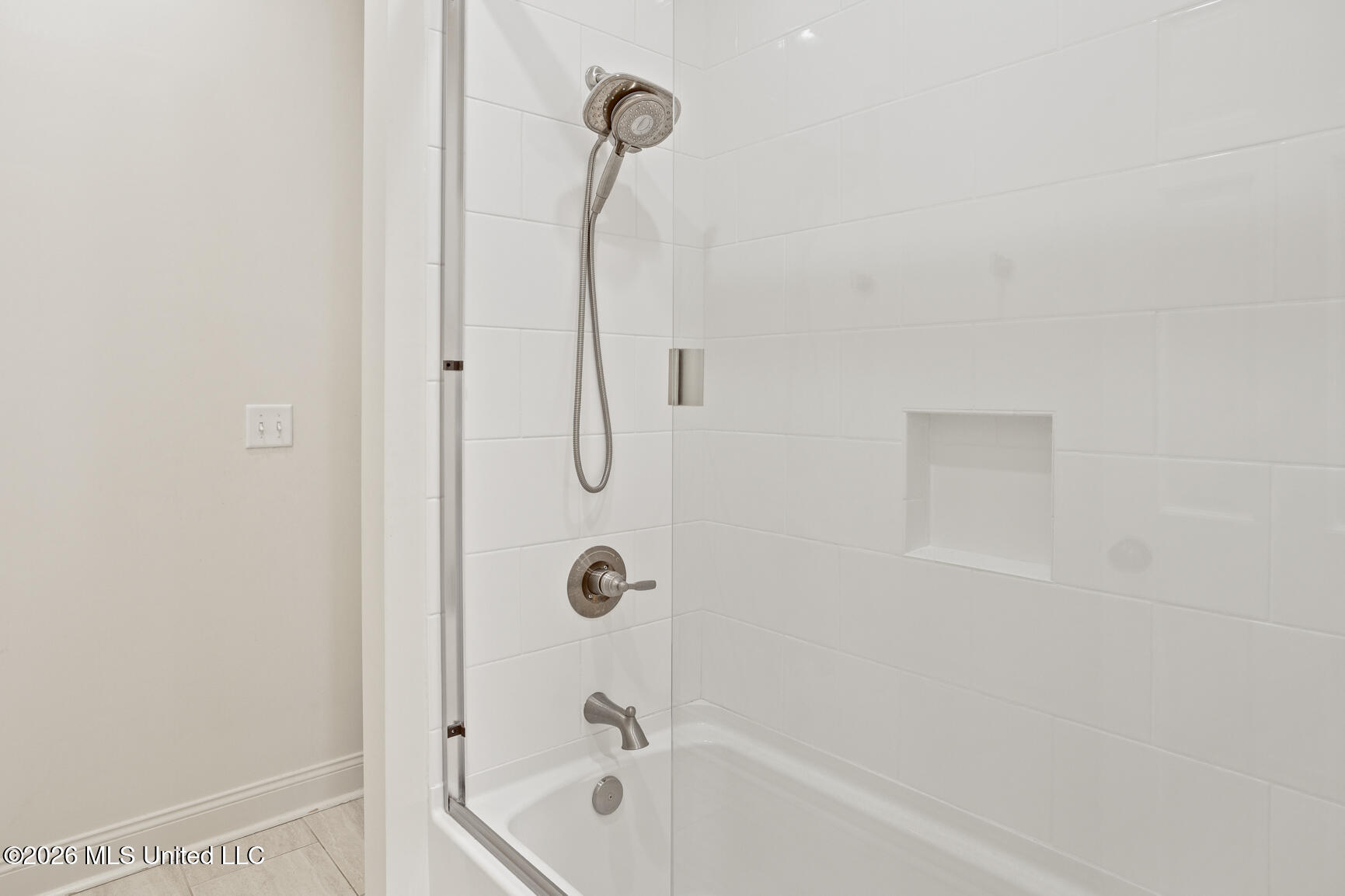 130 Summer Lake Drive