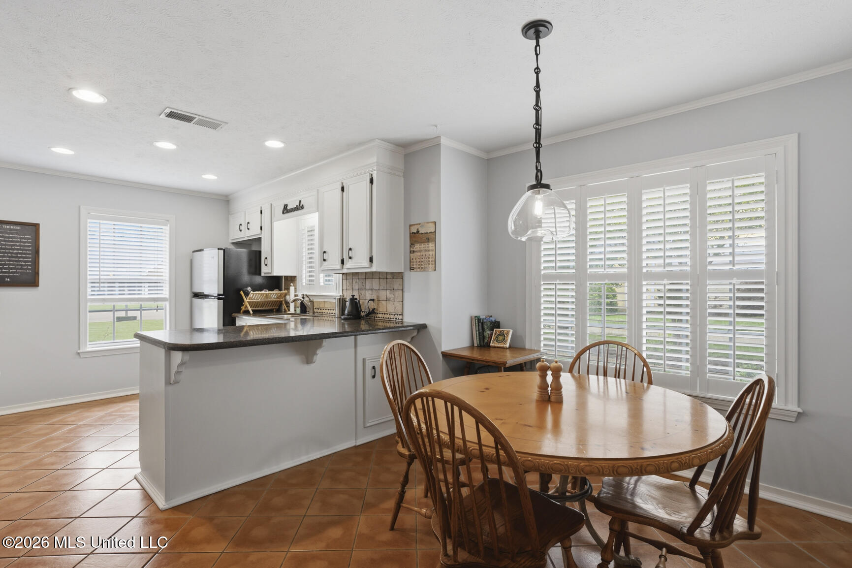 212 Cobblestone Drive