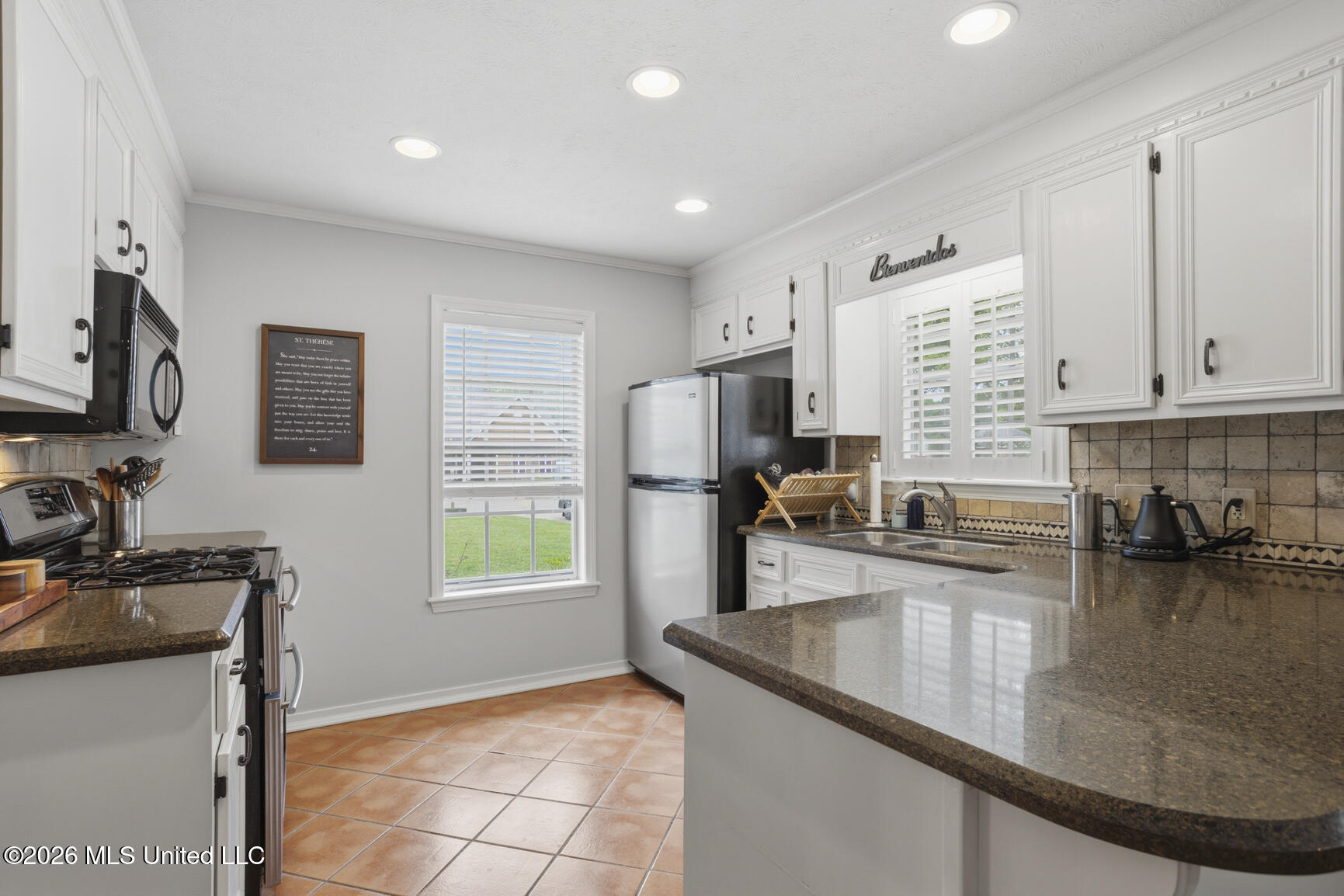 212 Cobblestone Drive