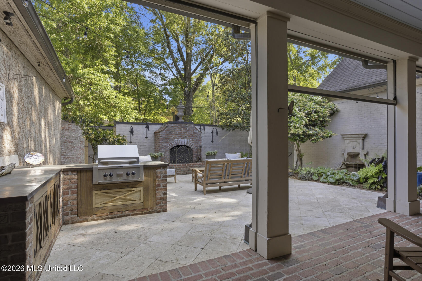 15 Eastparke Drive
