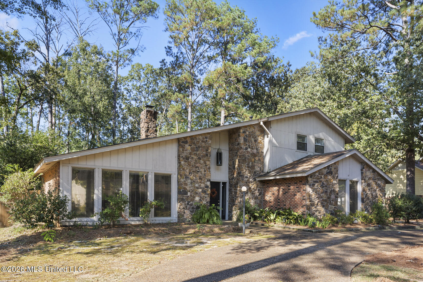 103 Redbud Trail