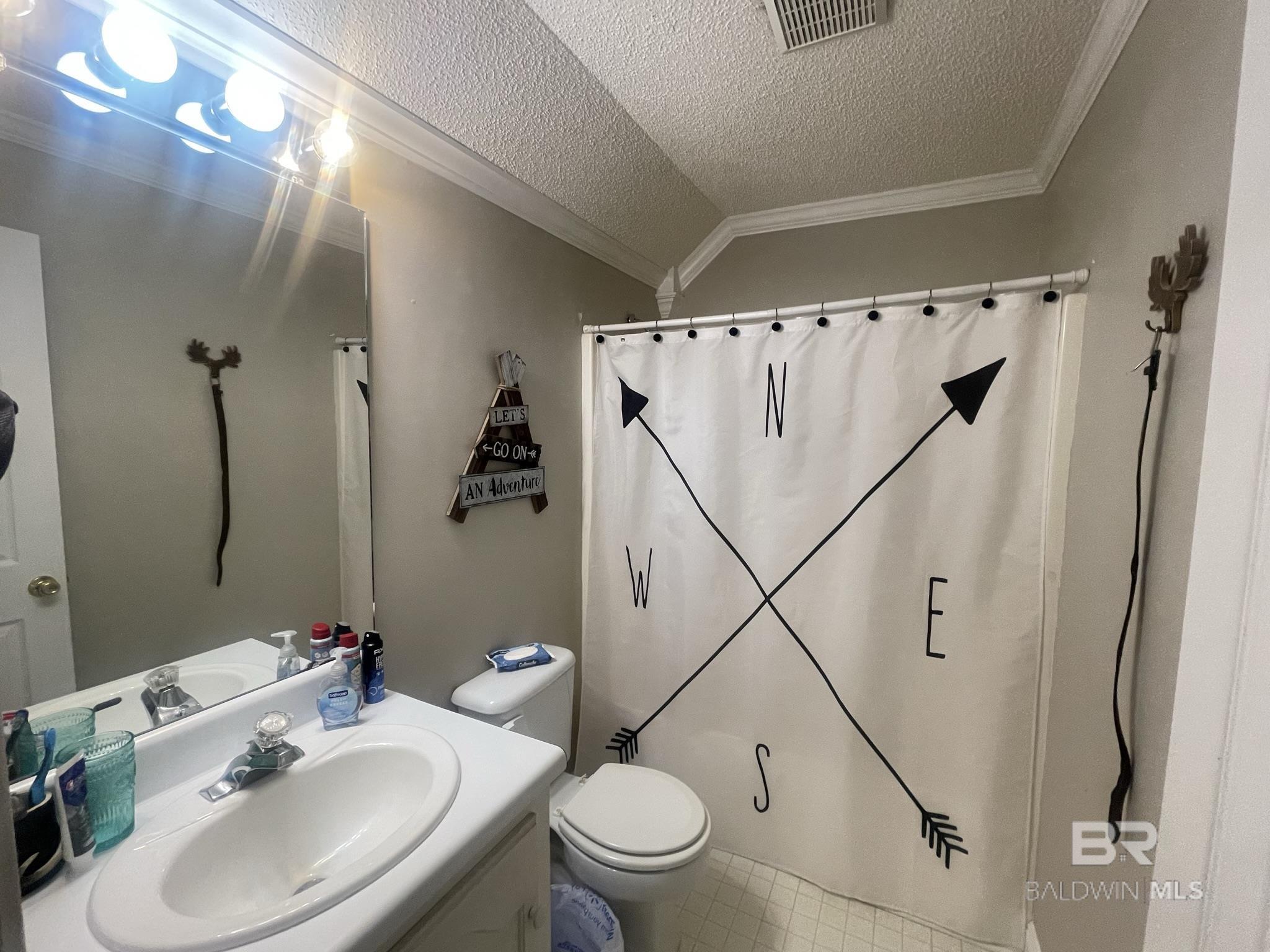 485 Englewood Circle