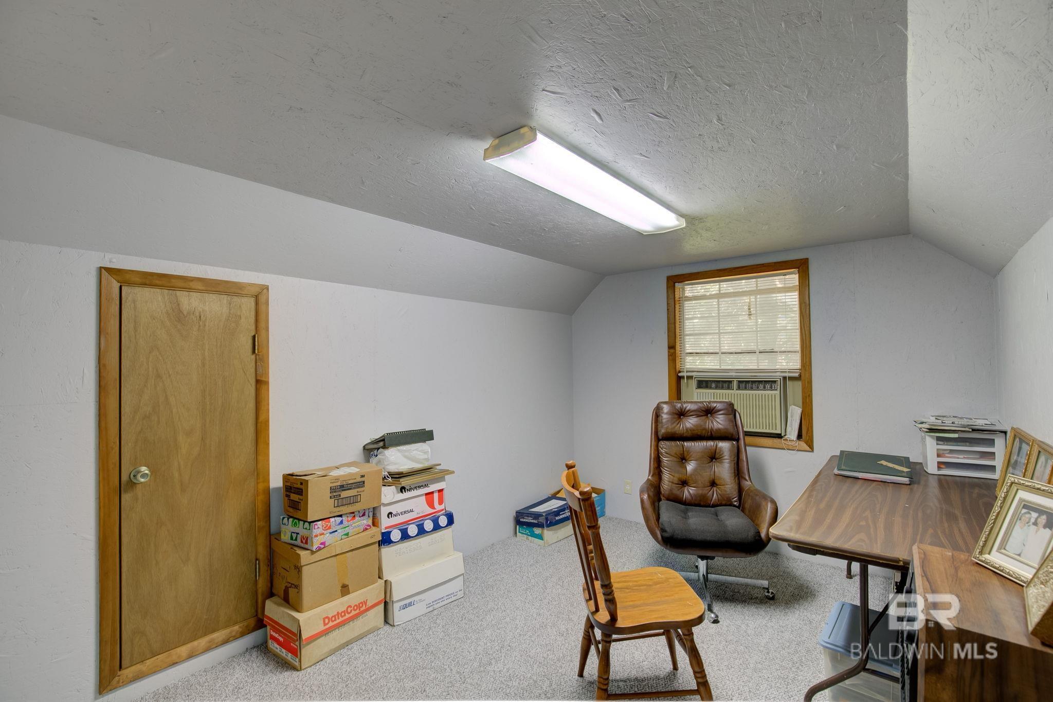 1963 Kimberly Drive