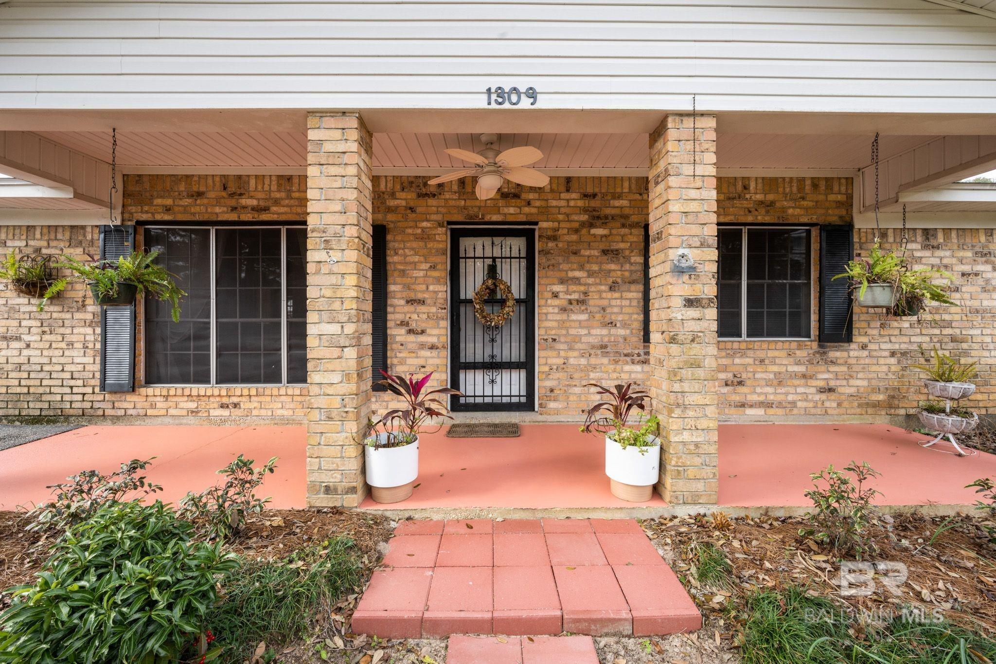 1309 Bradley Avenue