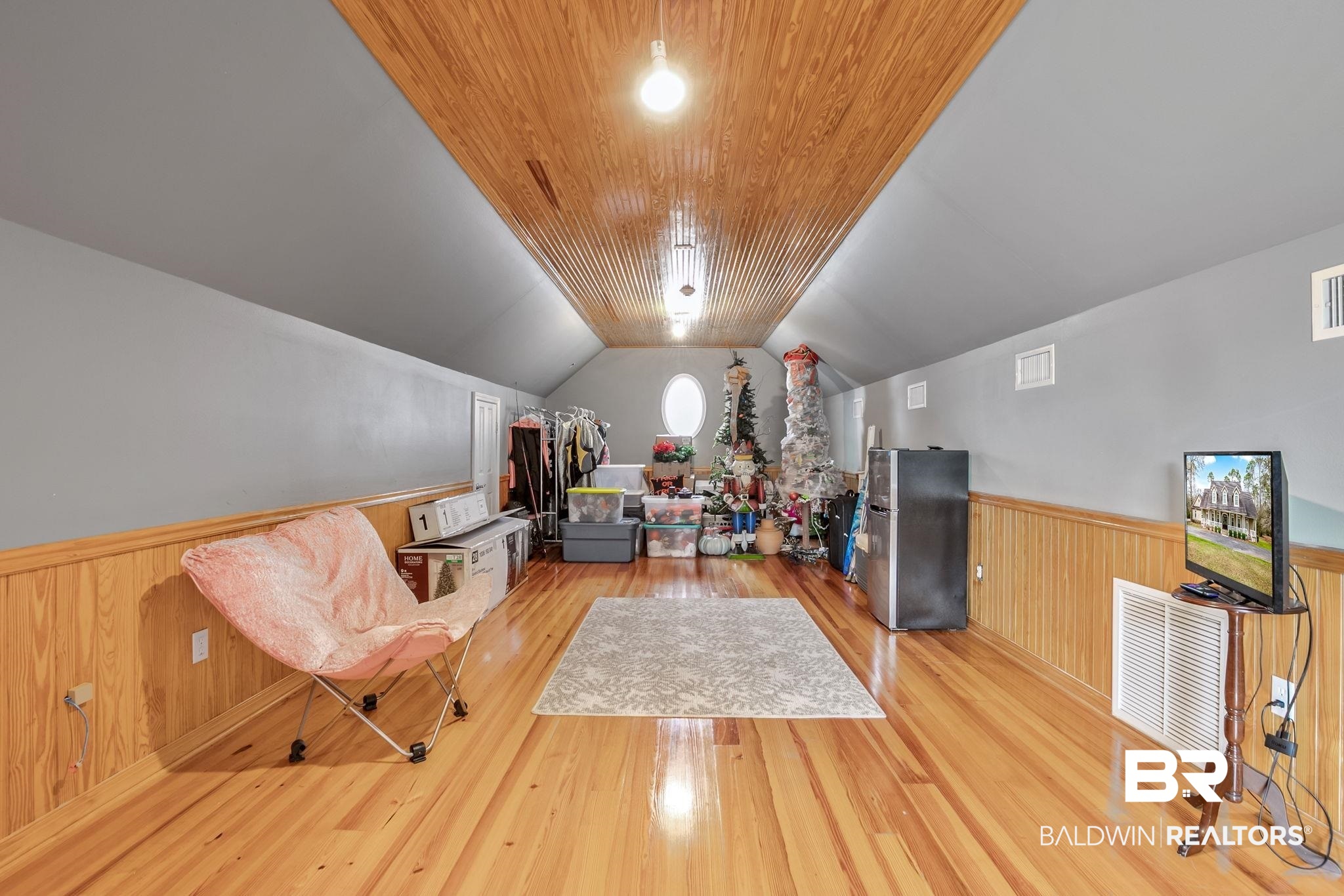 300 1/2 Brookwood Drive