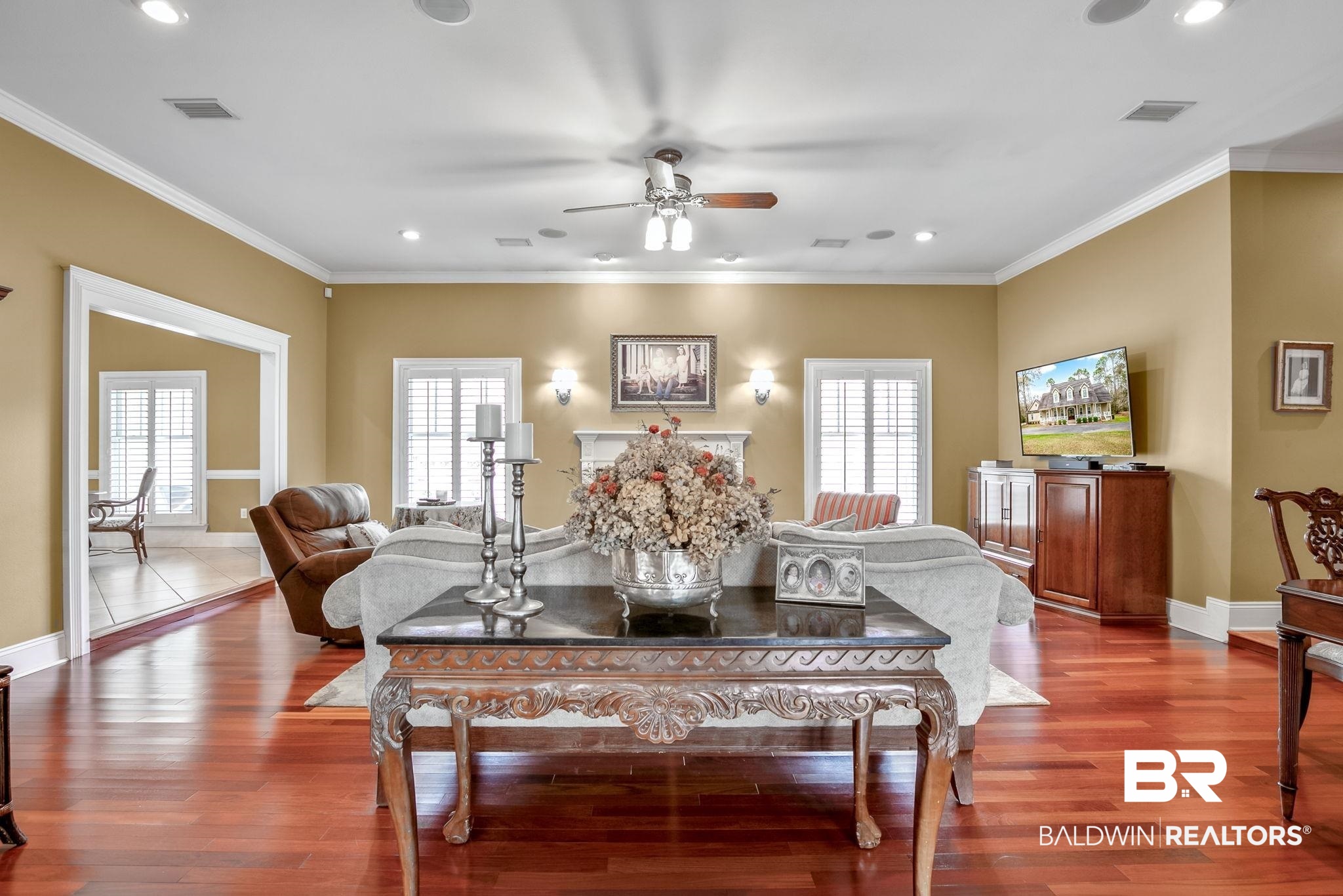 300 1/2 Brookwood Drive