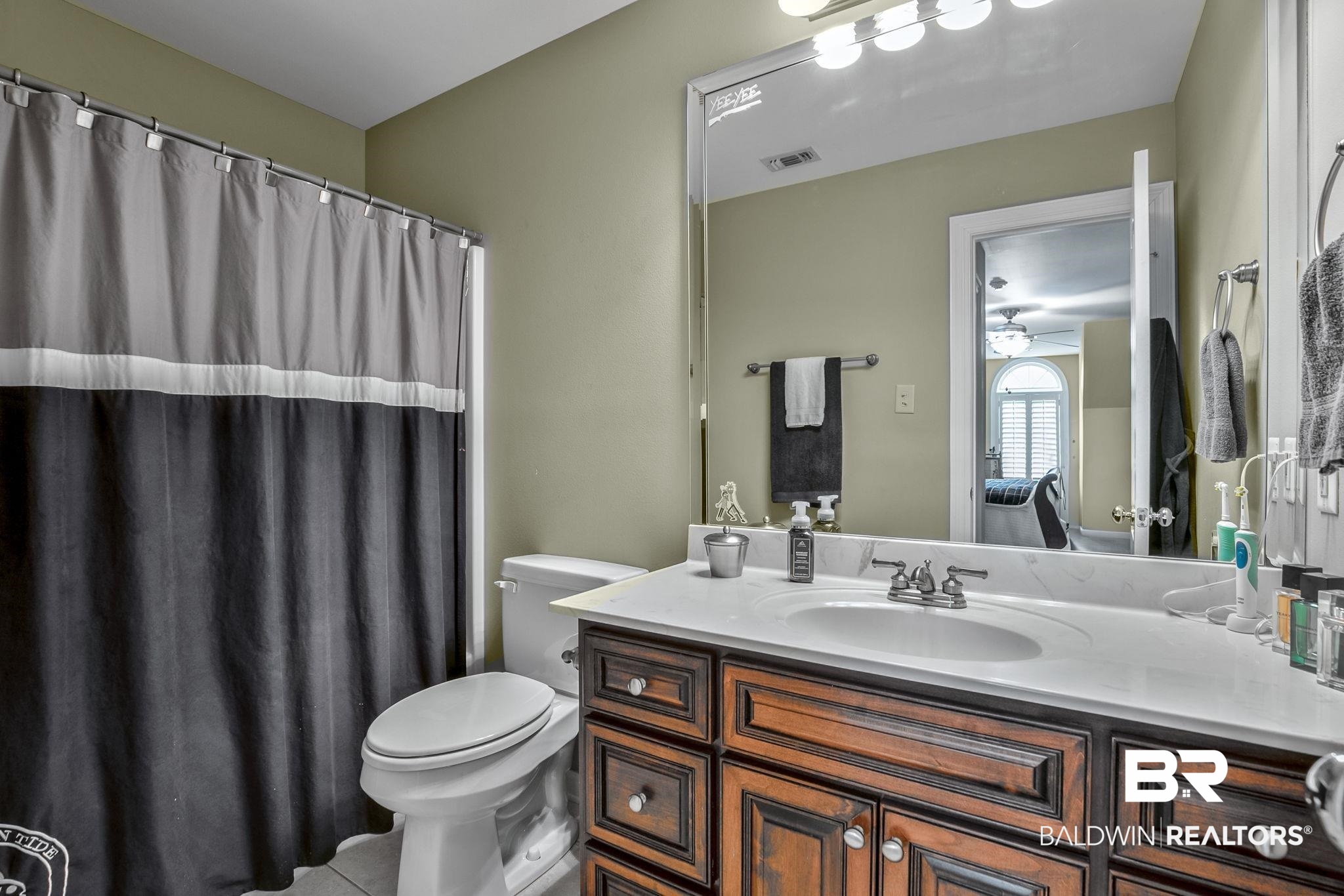 300 1/2 Brookwood Drive
