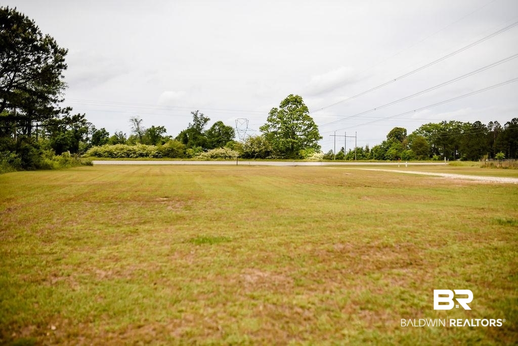 17816 Highway 41