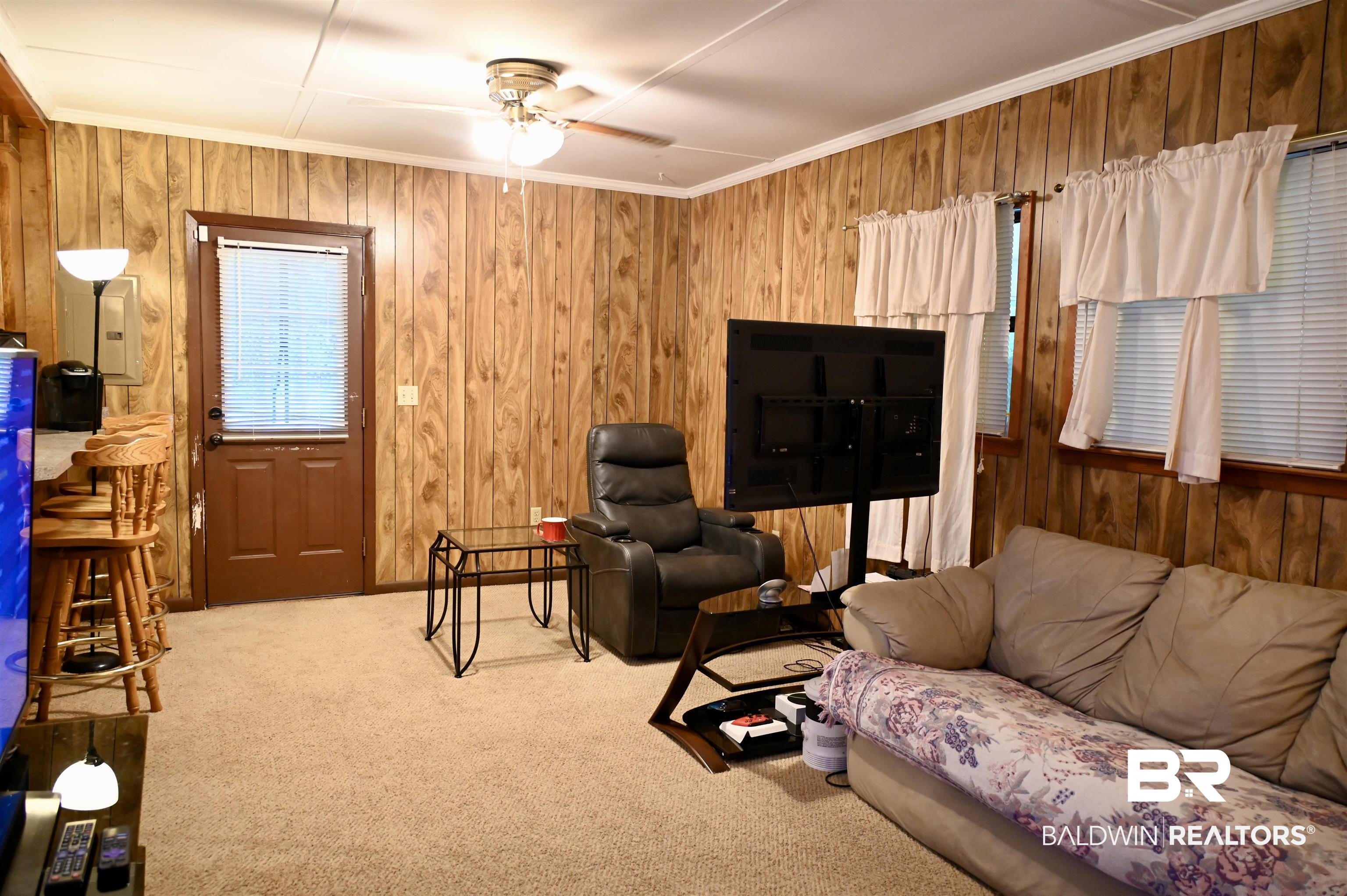 2300 Wolf Log Road