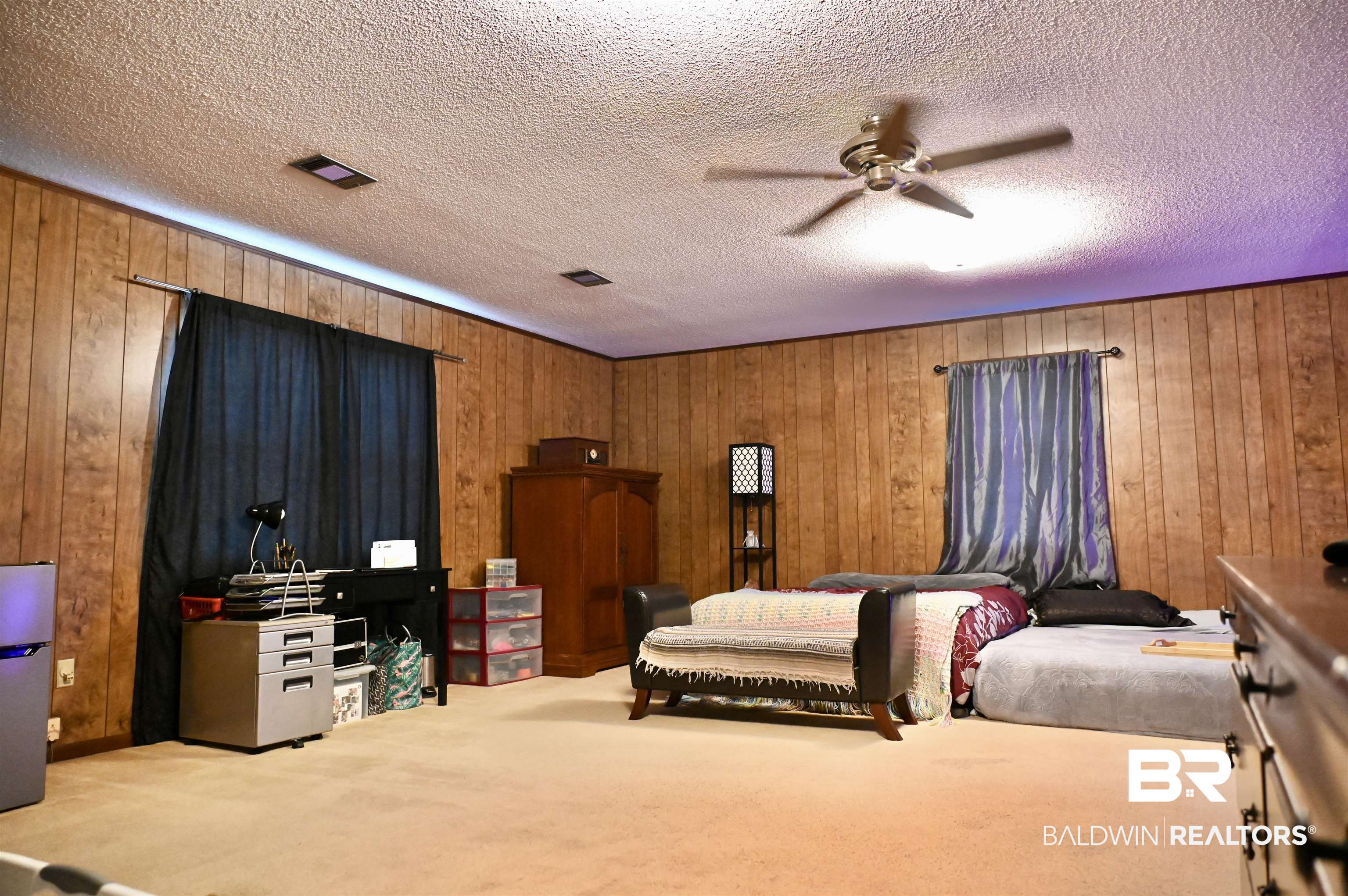 2300 Wolf Log Road