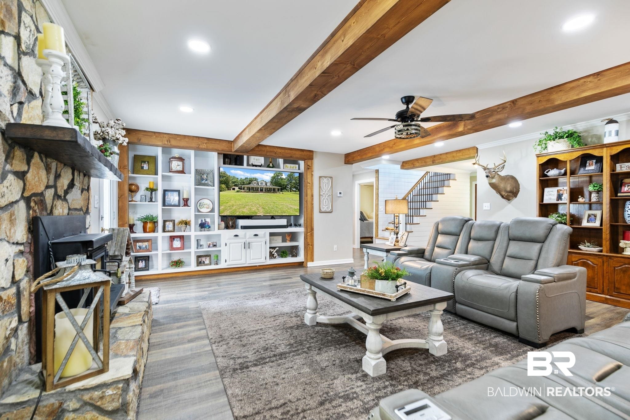 370 Parker Lane