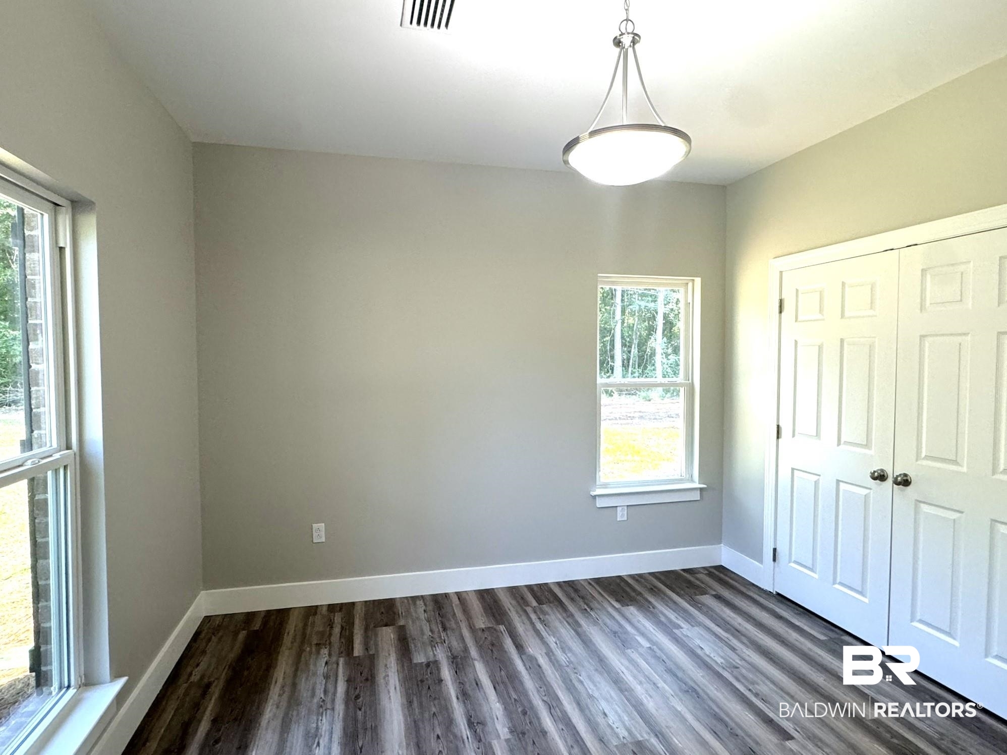 275 Edgewood Court