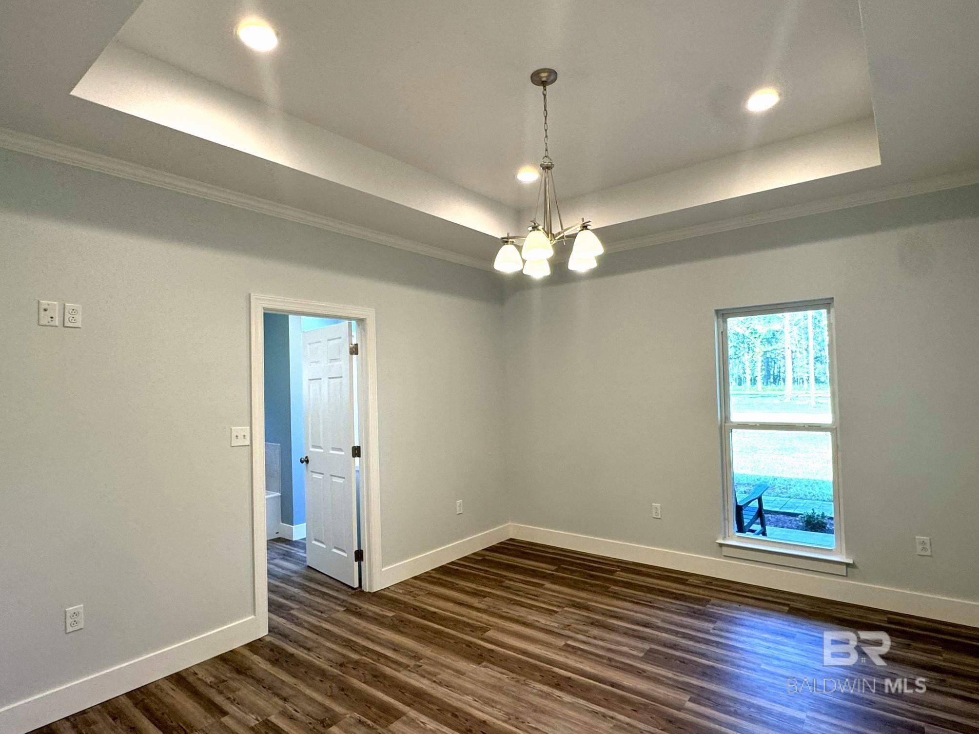 275 Edgewood Court