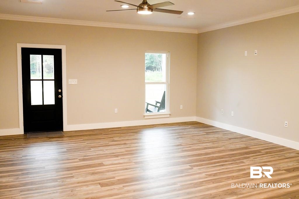 275 Edgewood Court