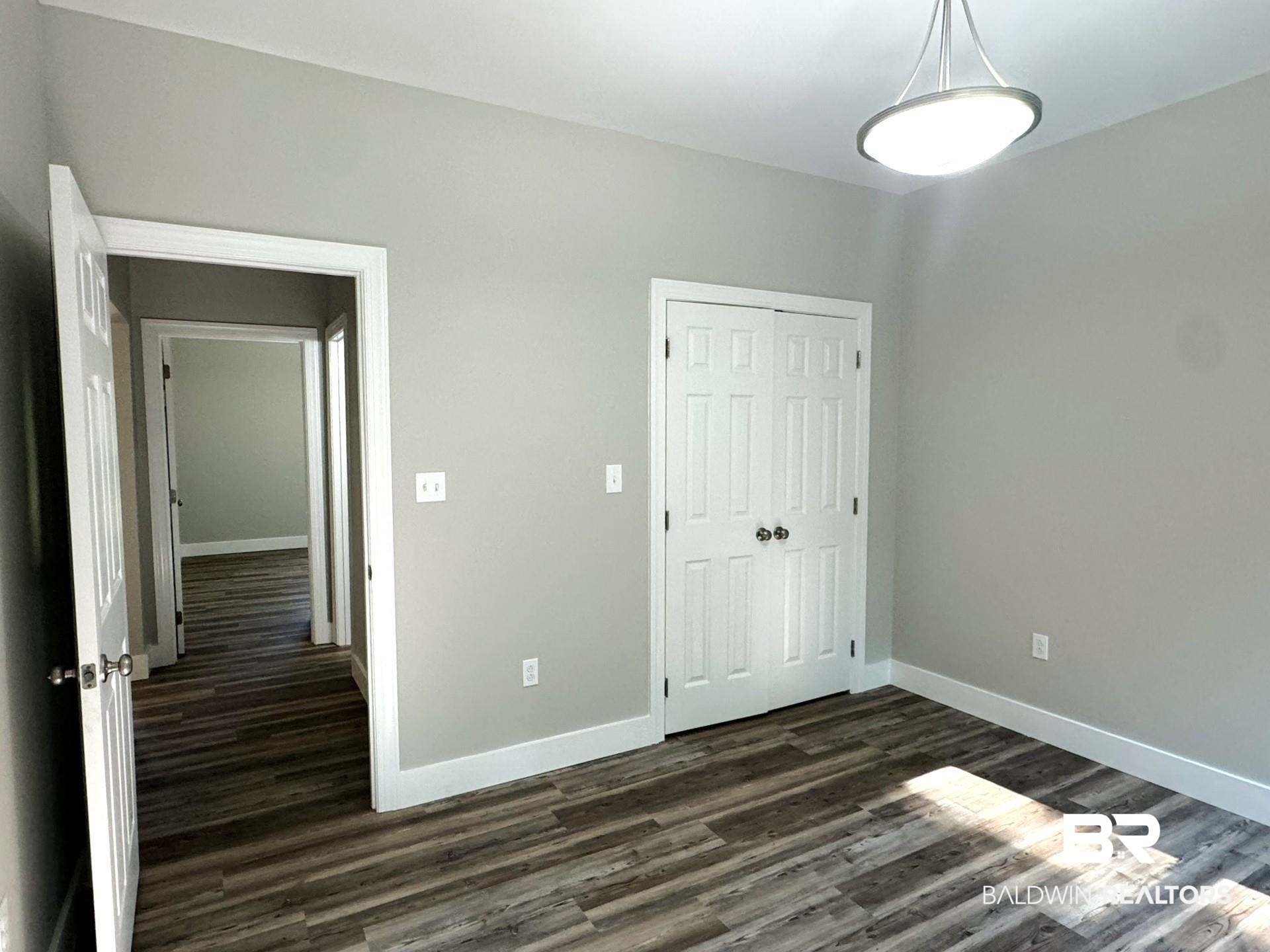 275 Edgewood Court