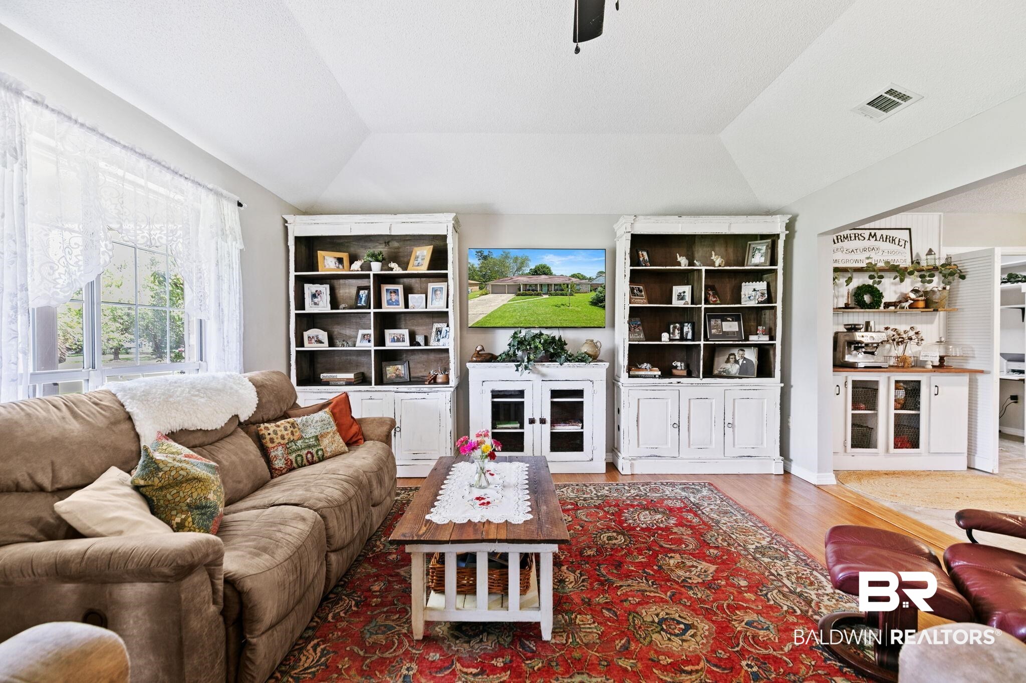 53 N Magnolia Circle