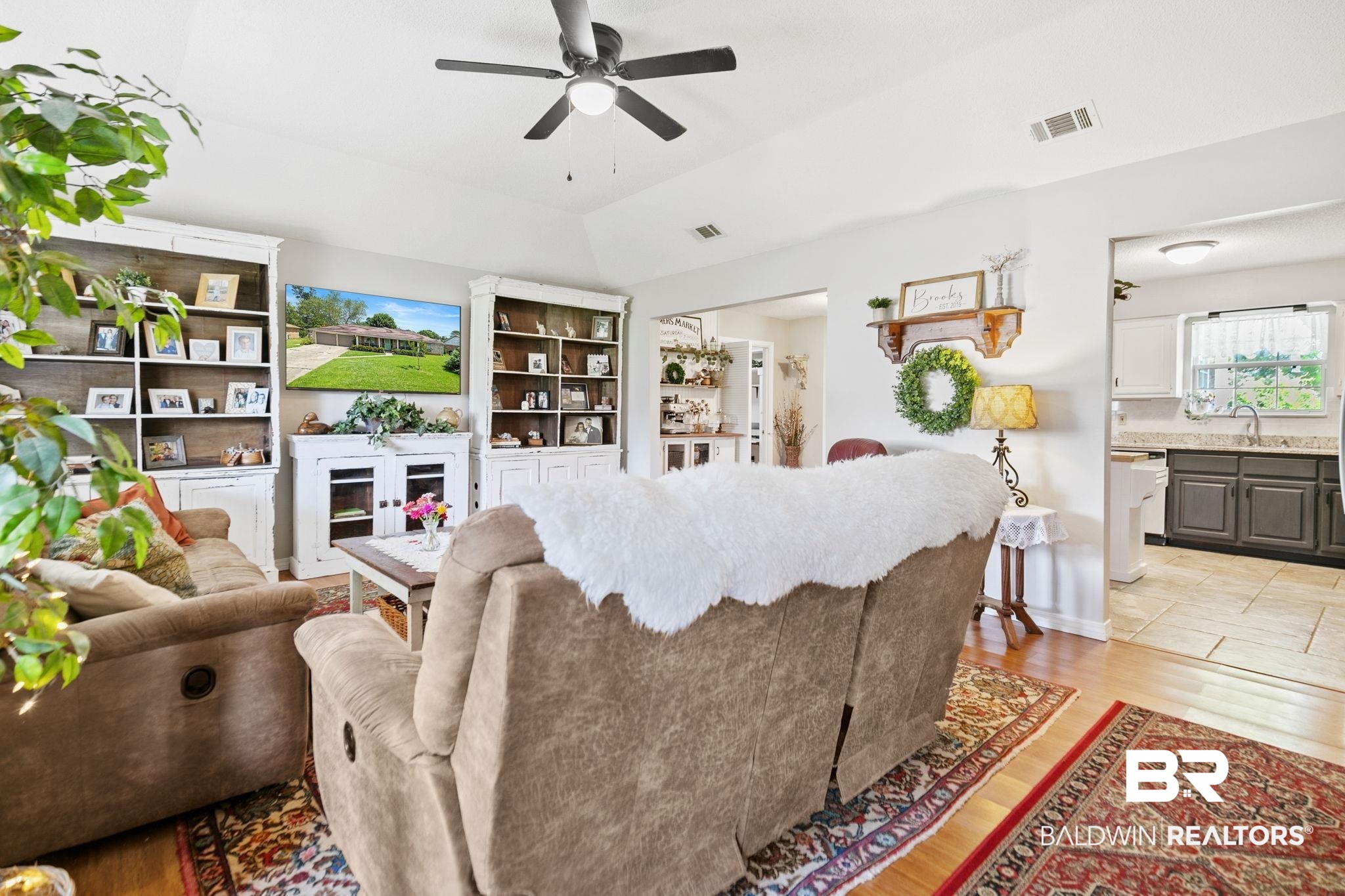 53 N Magnolia Circle