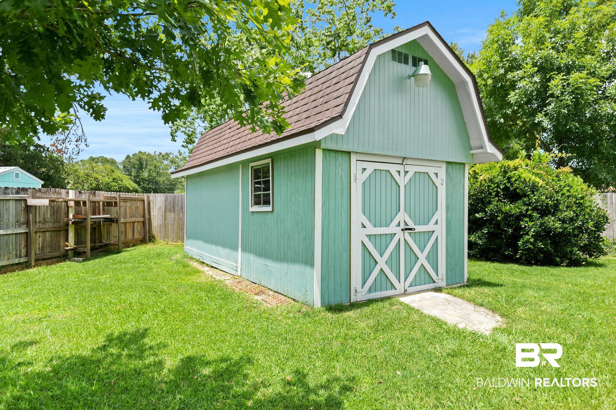 53 N Magnolia Circle