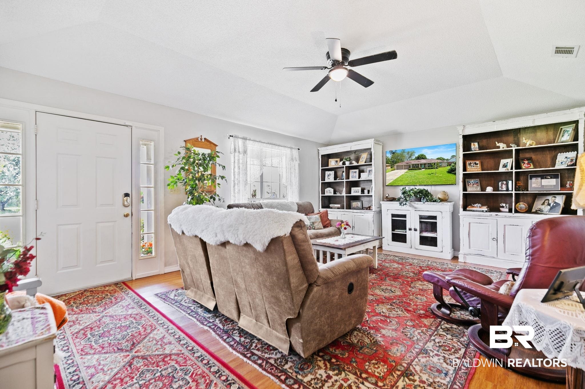 53 N Magnolia Circle